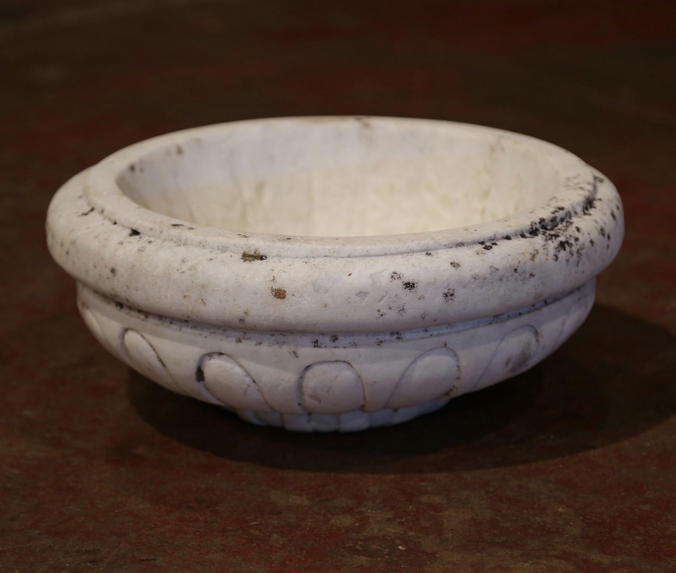 Mid-19th Century French Neoclassical Carved Stone Decorative Bowl 1