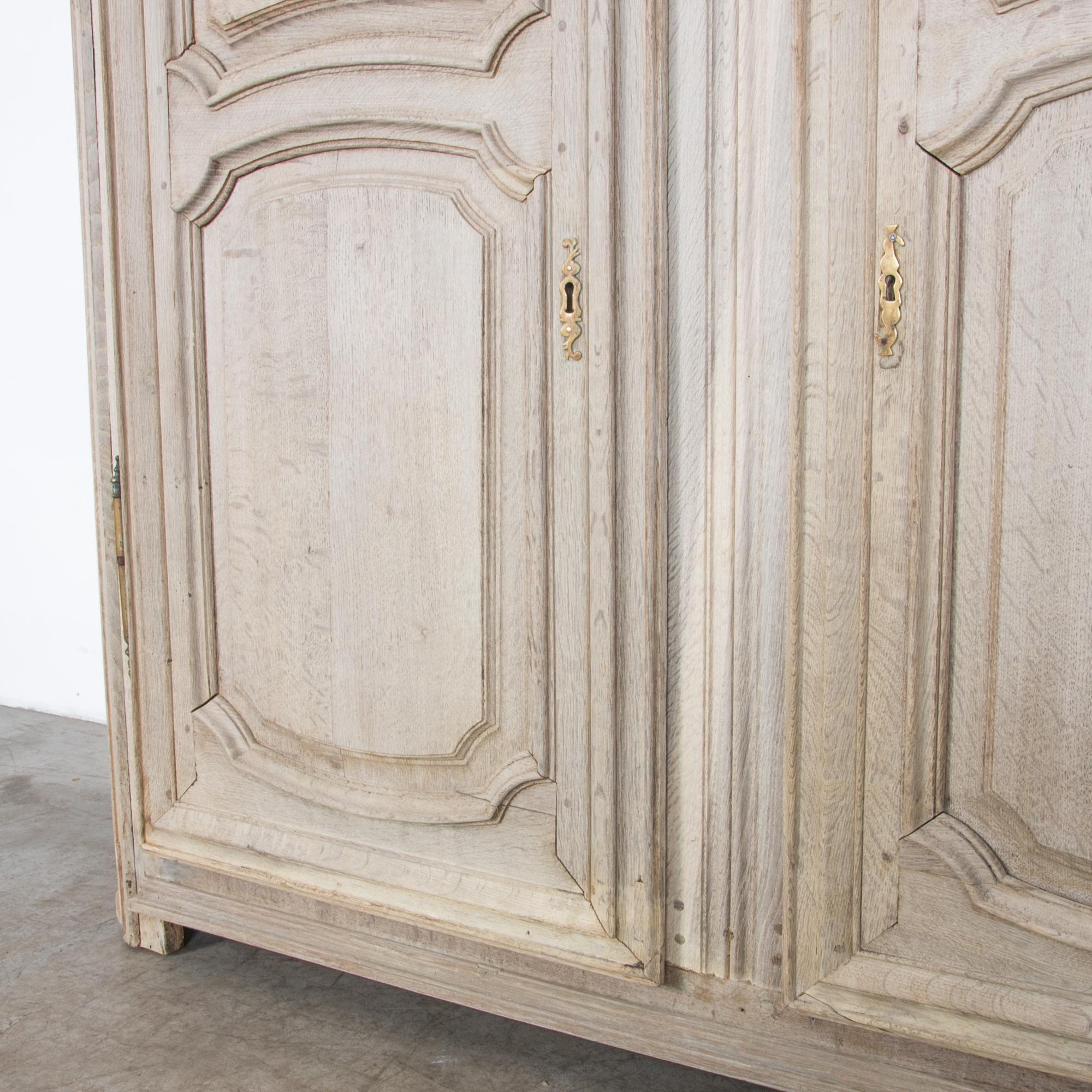 Mid-19th Century French Oak Wardrobe 6