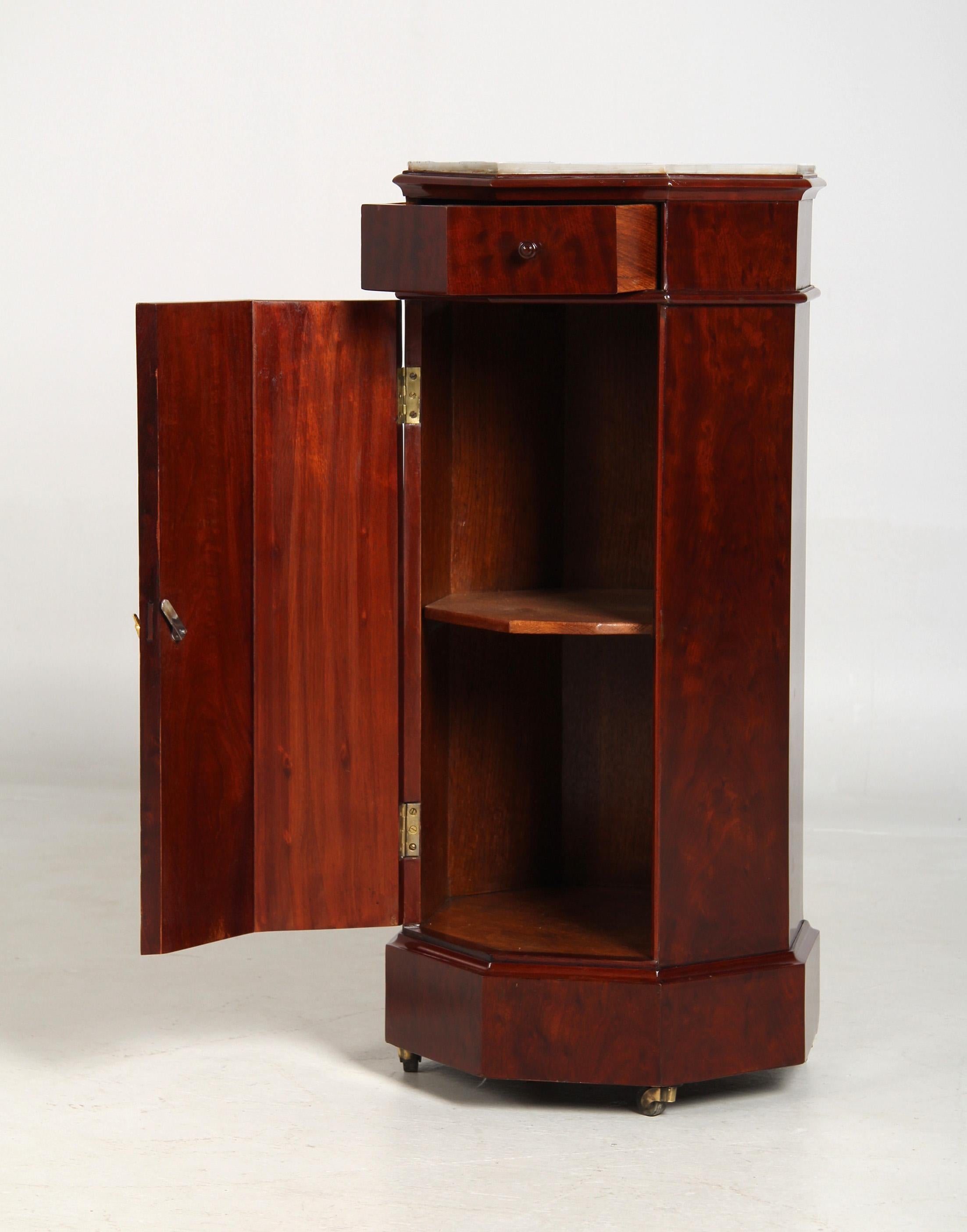 Mid 19th Century French Octagonal Drum Cabinet, Pedestal, Stand For Sale 2