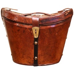 Mid-19th Century French Oval Pigskin Leather Top Hat Box from Paris