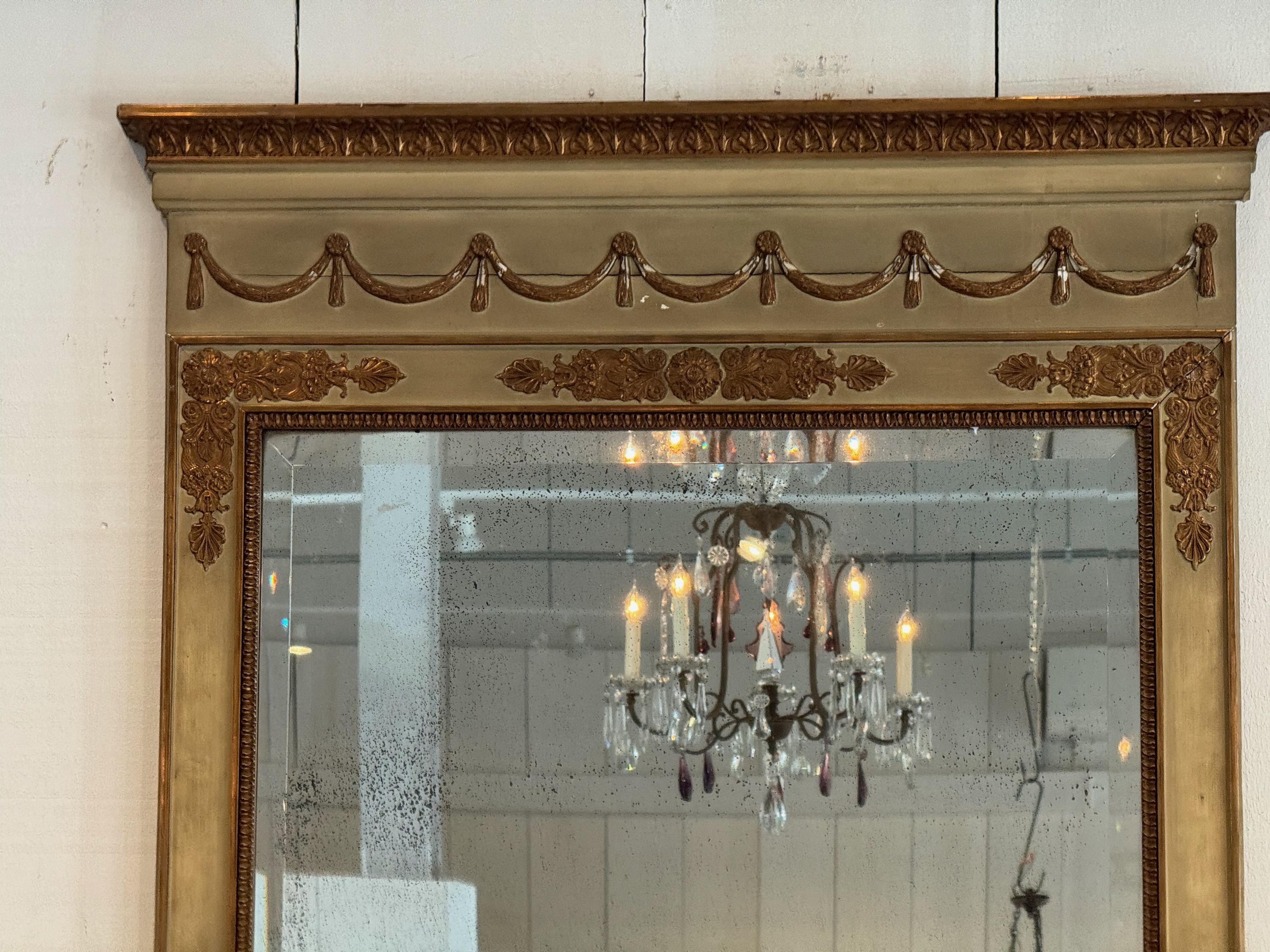 Mid 19th Century French Paint and Giltwood Mirror In Good Condition For Sale In Charlottesville, VA