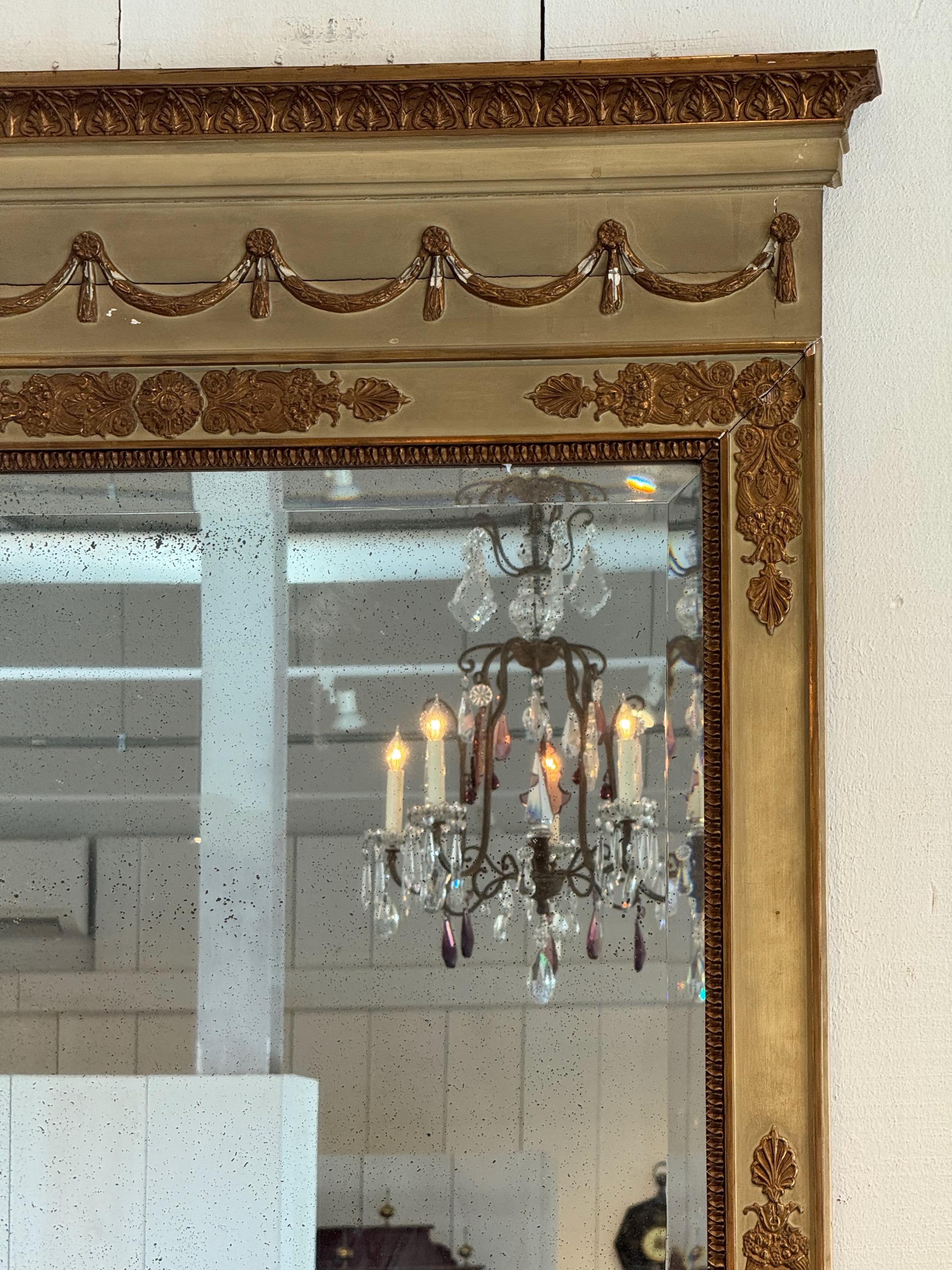 XIXe siècle Miroir en bois doré et peinture française du milieu du 19e siècle en vente