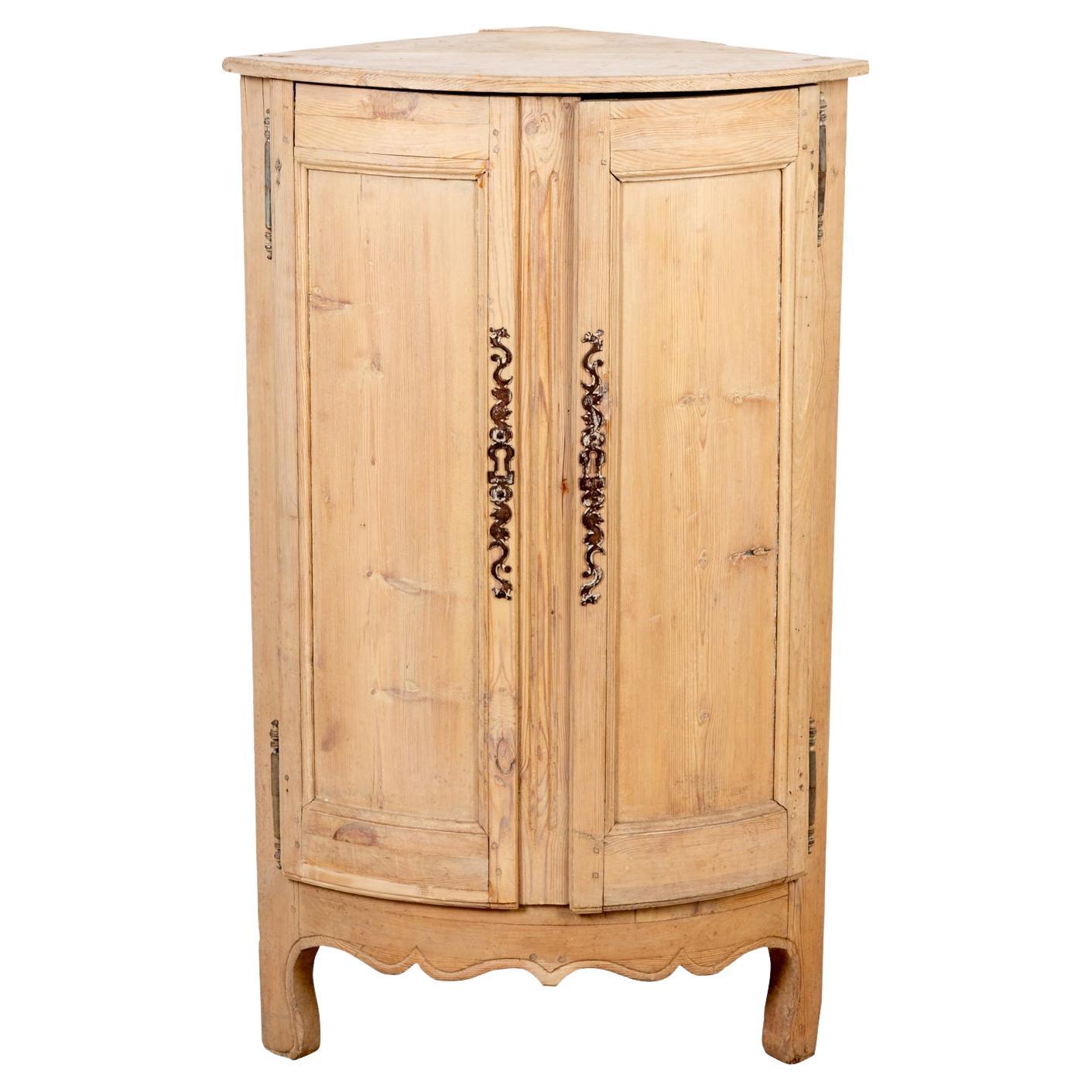 Mid-19th Century French Pine Corner Cabinet For Sale