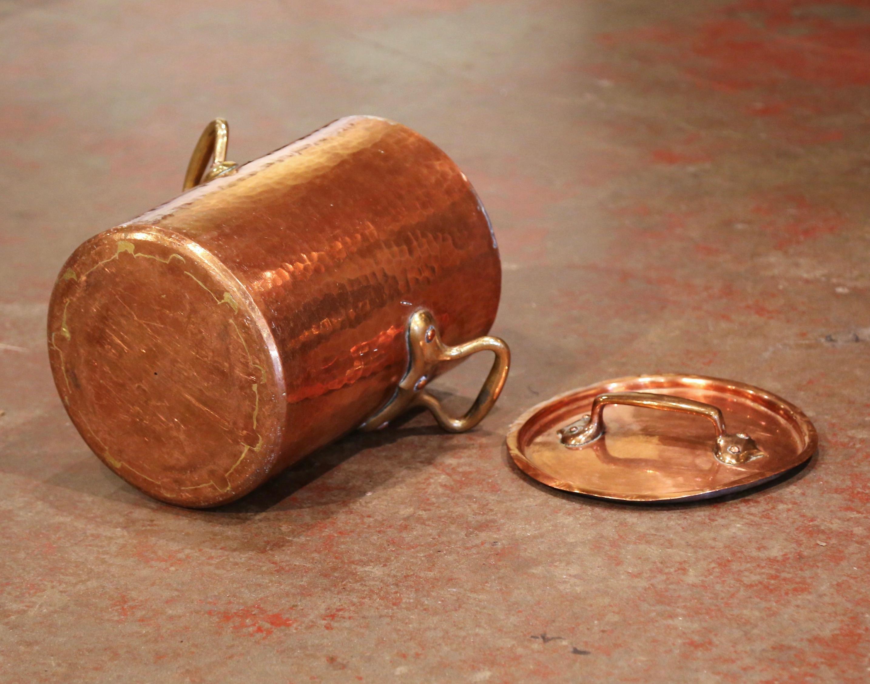 Mid-19th Century French Polished Copper Cauldron with Side Handles and Lid 6