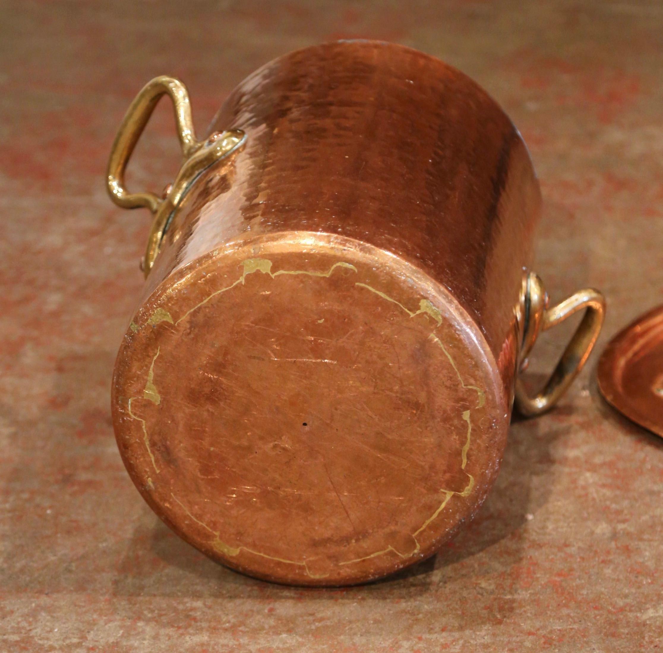 Mid-19th Century French Polished Copper Cauldron with Side Handles and Lid 7