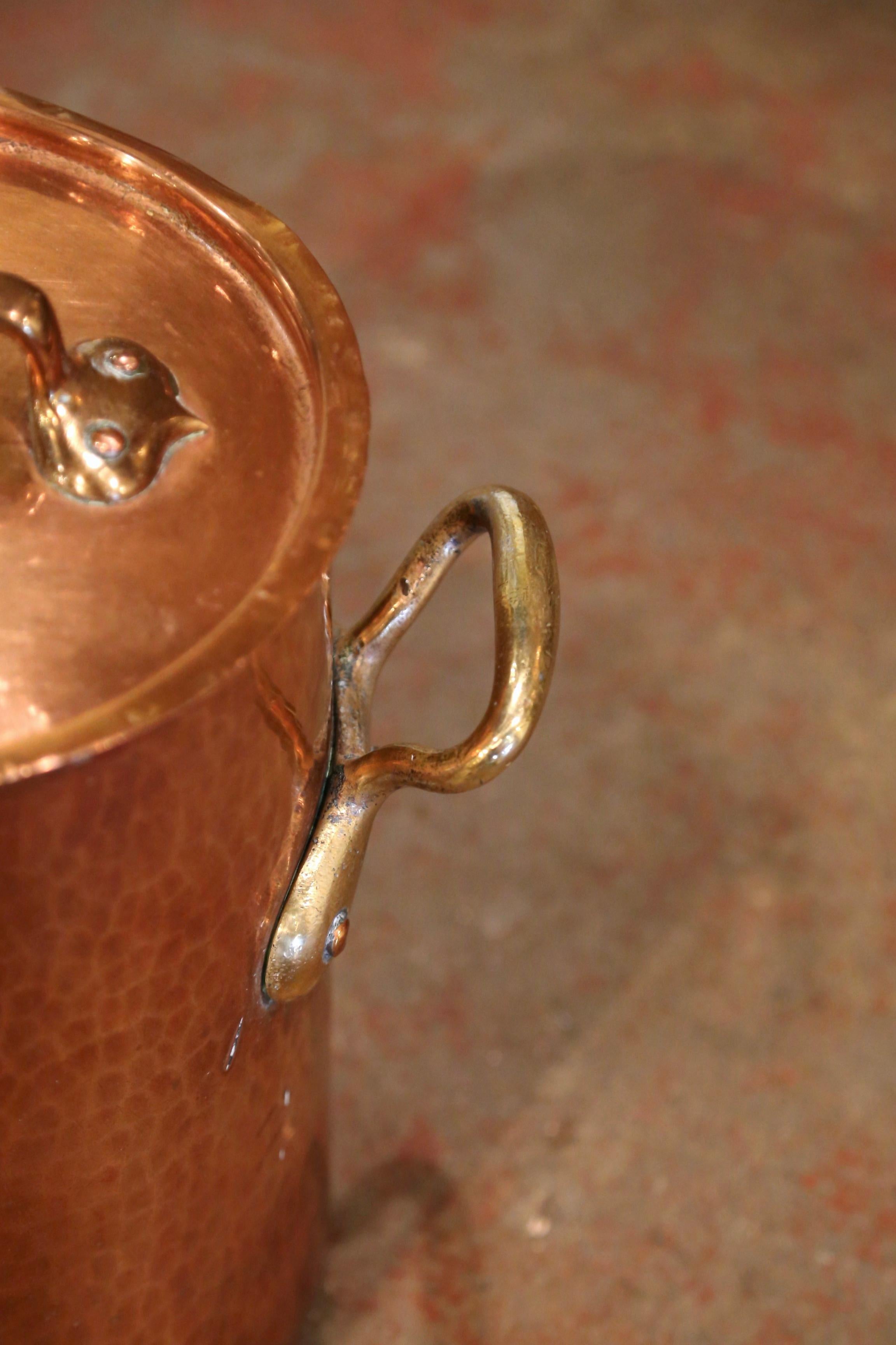 Mid-19th Century French Polished Copper Cauldron with Side Handles and Lid 2