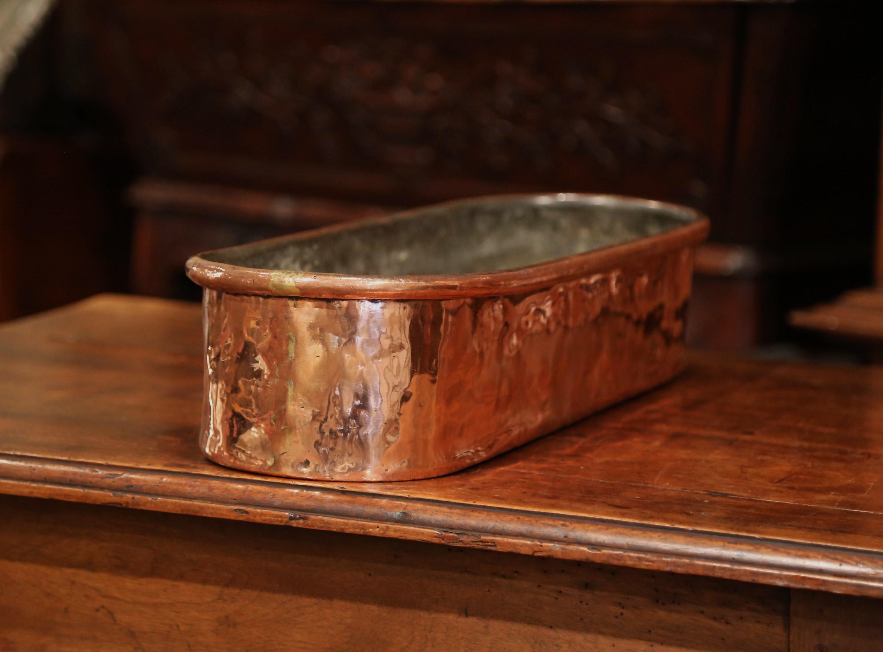 Hand-Crafted Mid-19th Century, French Polished Copper Poissonniere Fish Kettle Jardiniere