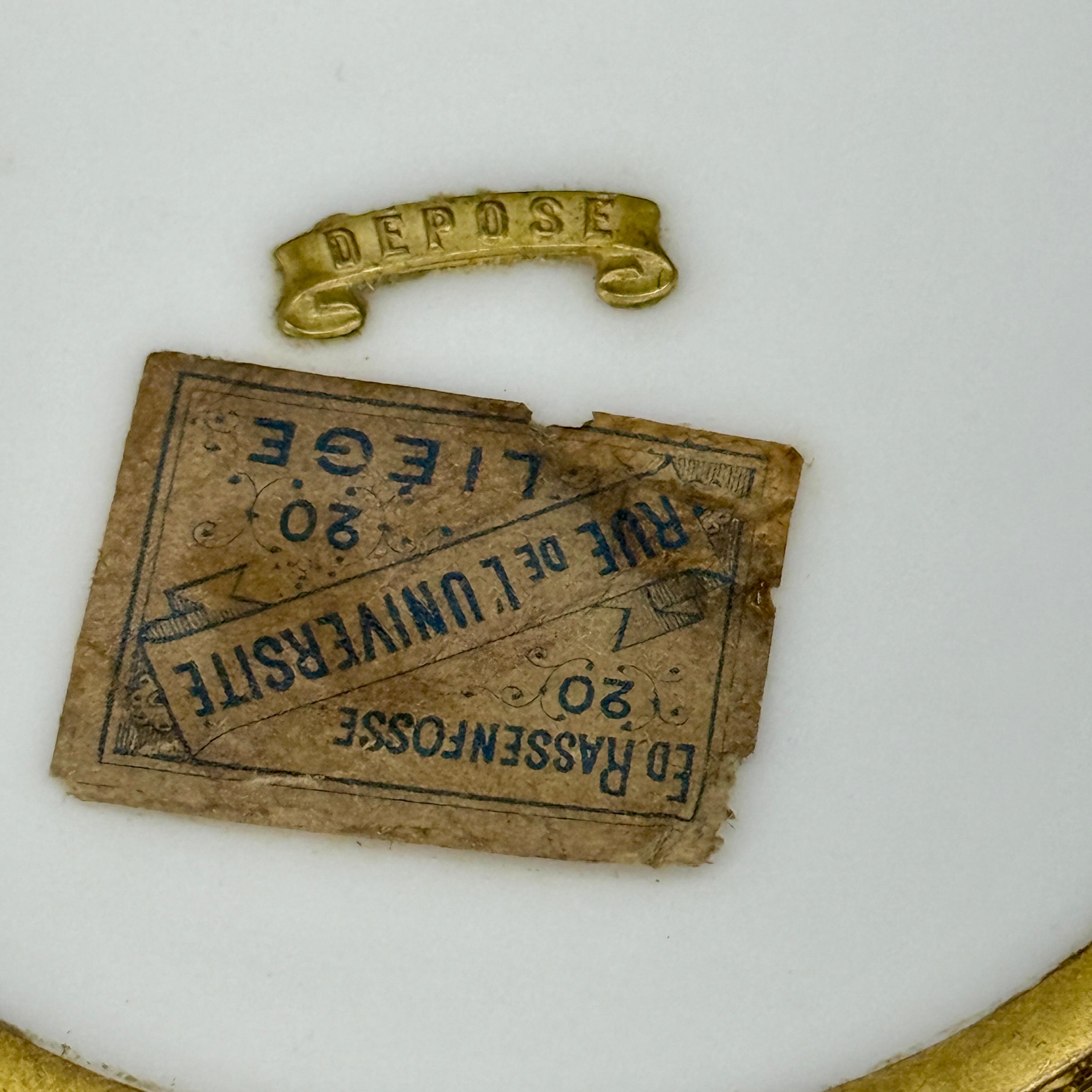 Mitte des 19. Jahrhunderts Französisch Porzellan vergoldet Trinket Schmuck-Box im Zustand „Gut“ im Angebot in Haddonfield, NJ