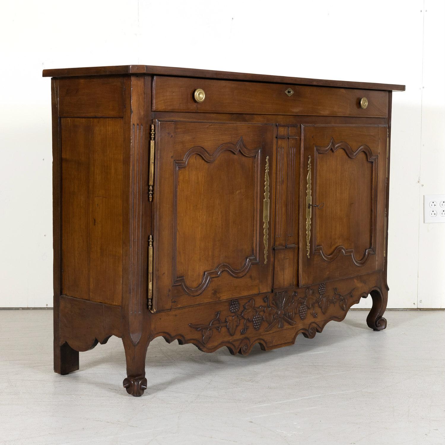 Mid-19th Century French Provincial Louis XV Style Cherry Buffet Nantais For Sale 1
