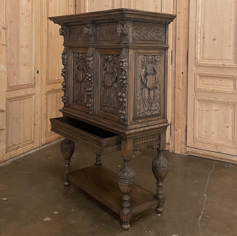 Hand-Carved Mid-19th Century French Renaissance Raised Cabinet