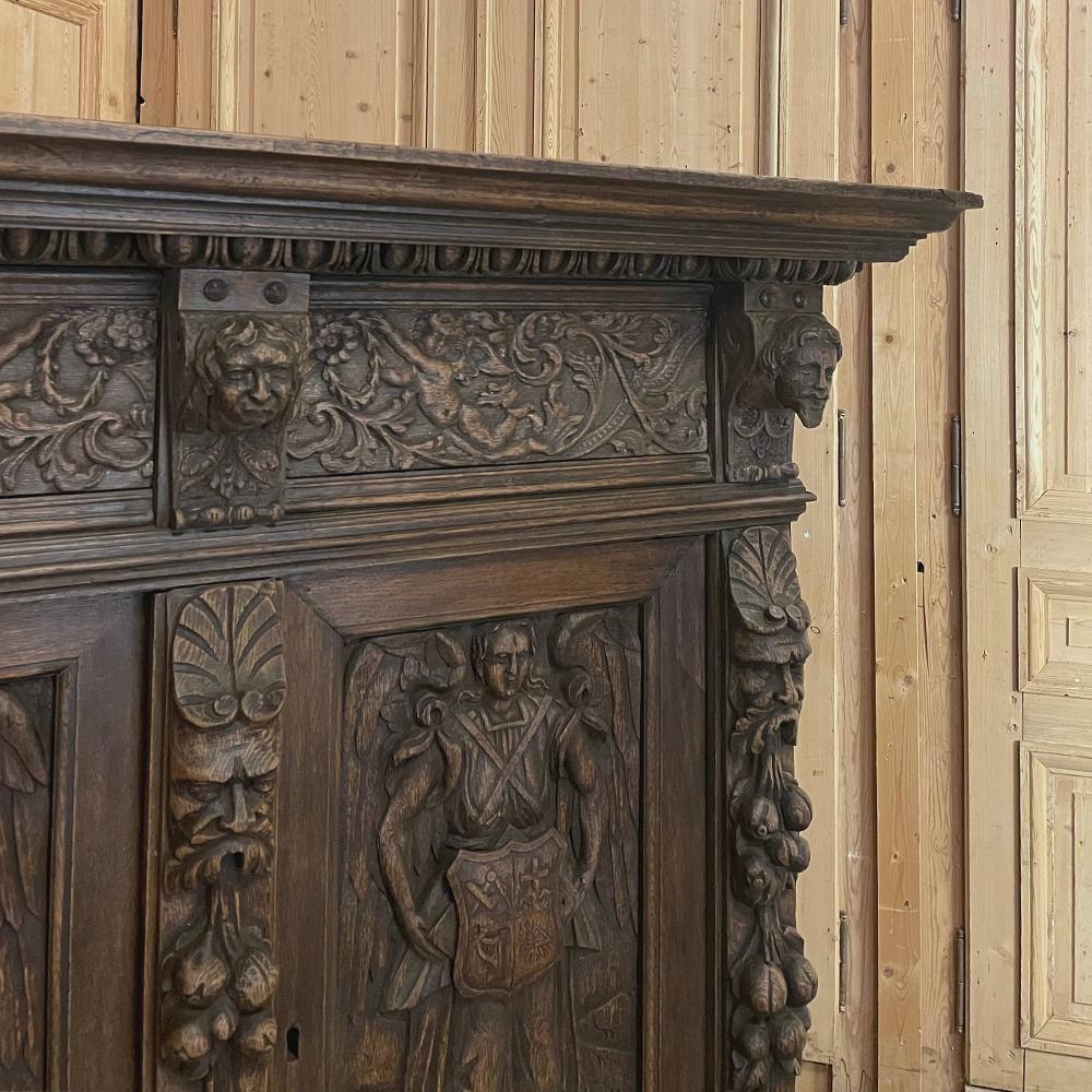 Mid-19th Century French Renaissance Raised Cabinet 3