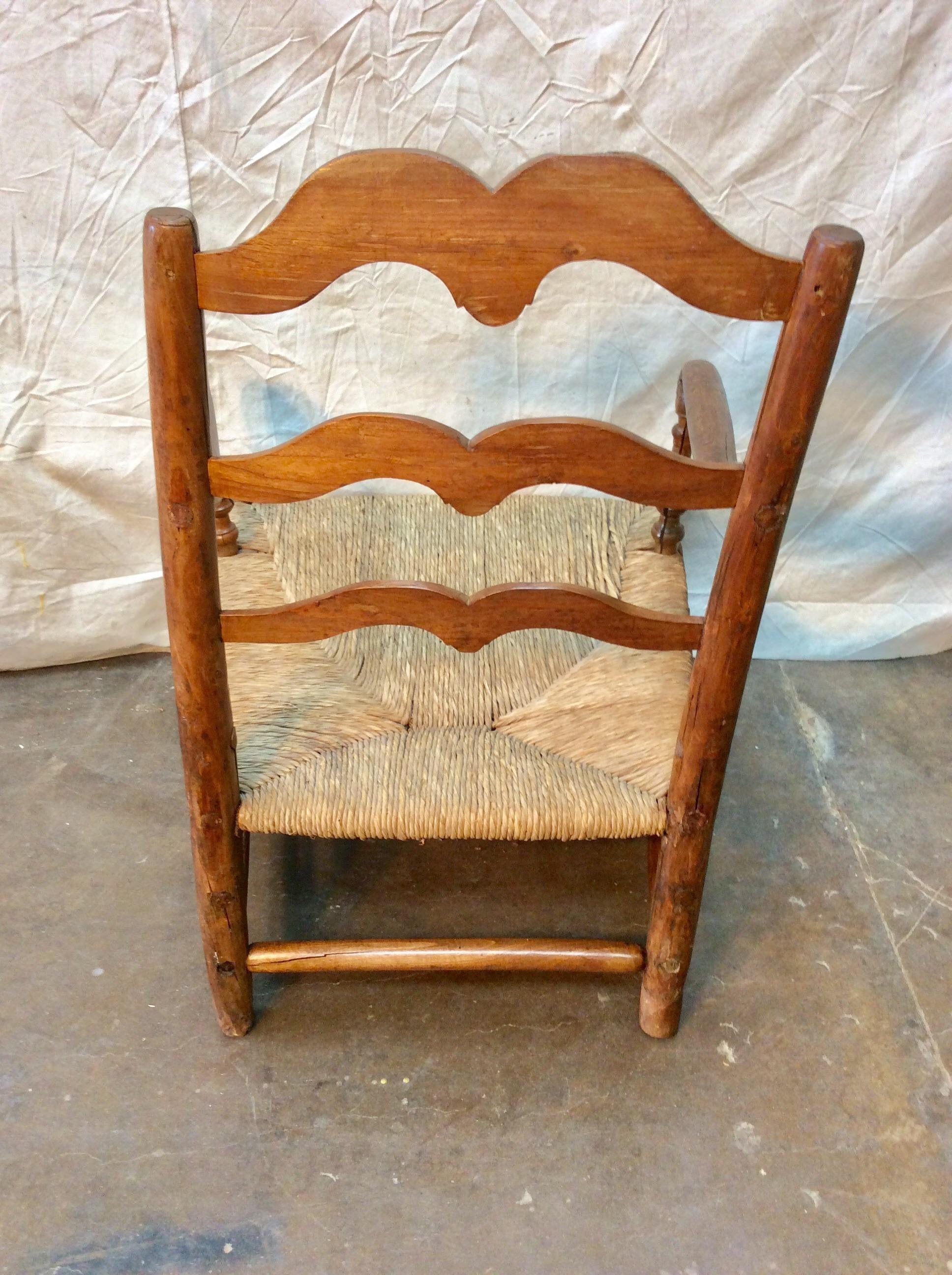 Mid-19th Century French Rush Seat Lounge Chair For Sale 6