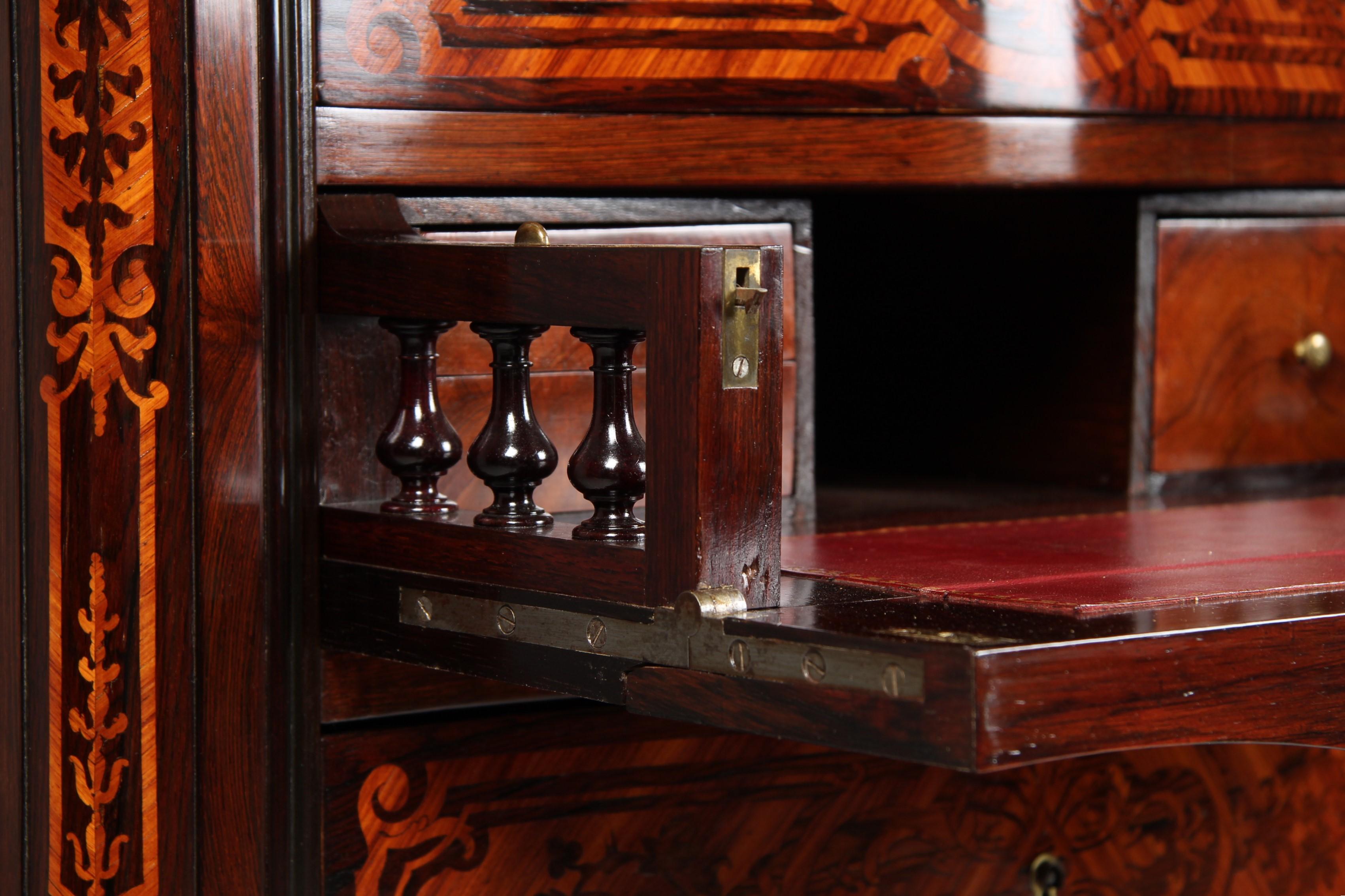 Mid 19th Century French Semainier or High Chest with Secretary Compartement For Sale 2
