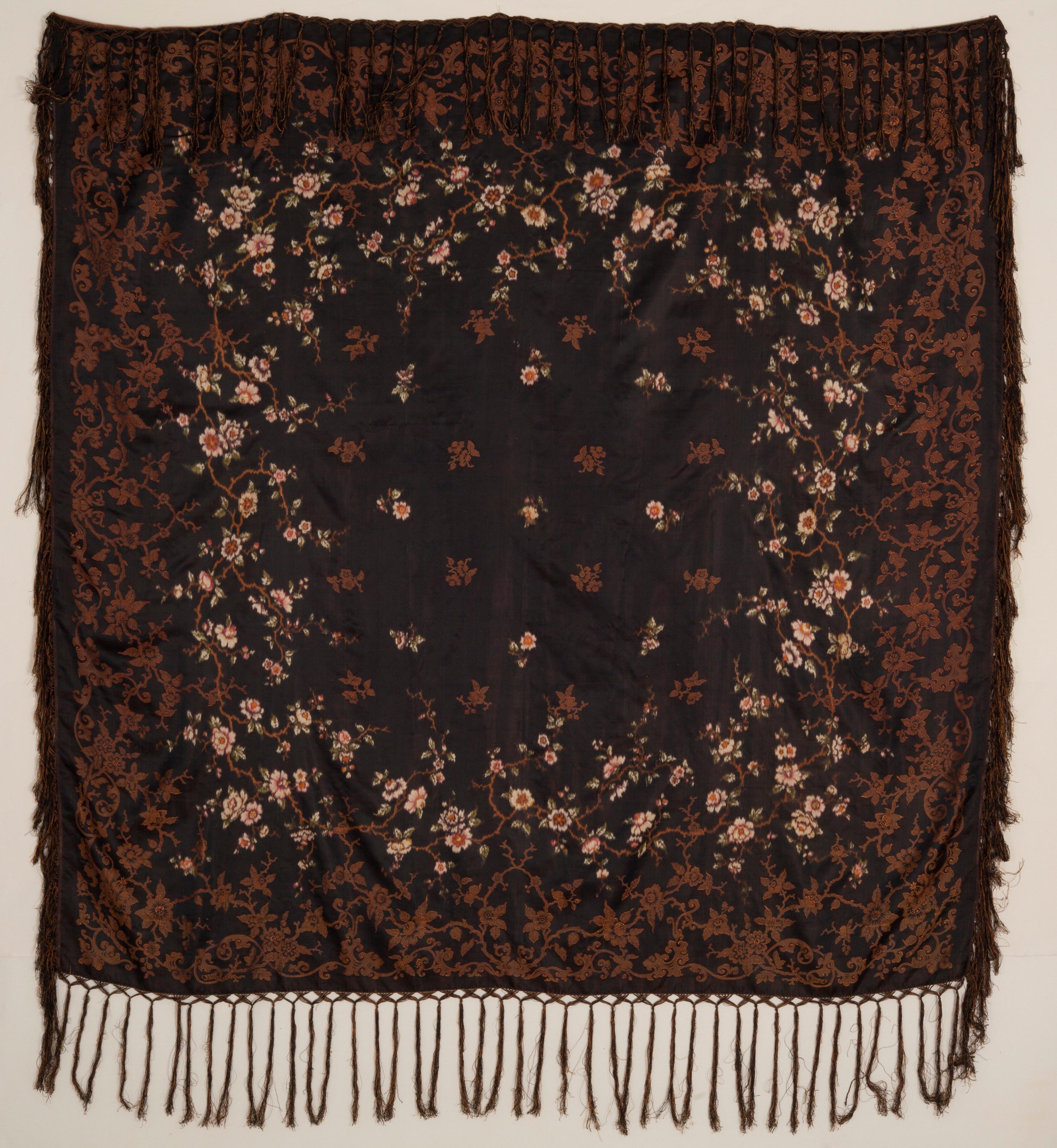 Rococo Revival Mid-19th Century French Silk Chiné Shawl For Sale