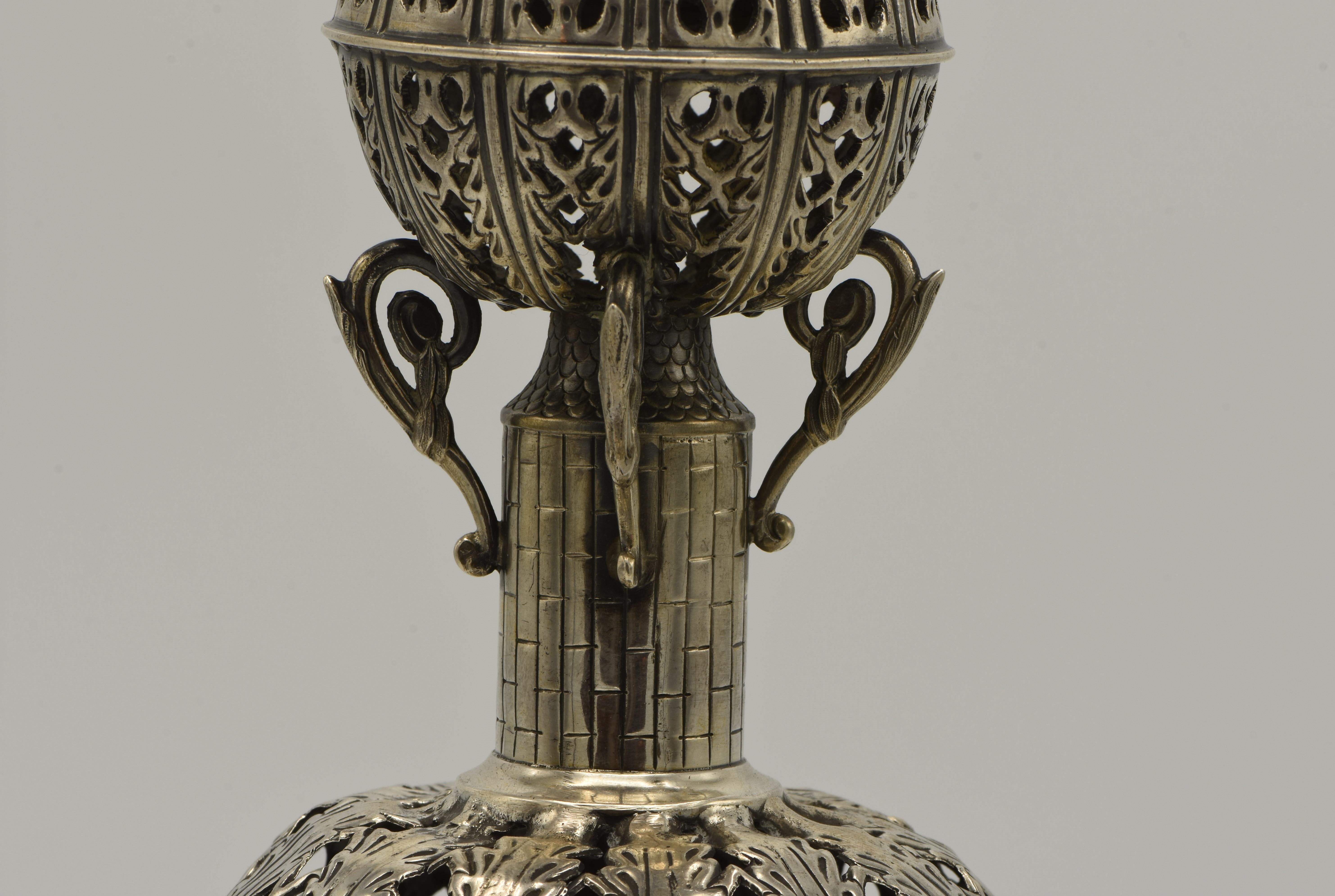 Mid-19th Century French Silver Torah Finials 'Rimmonim' For Sale 2