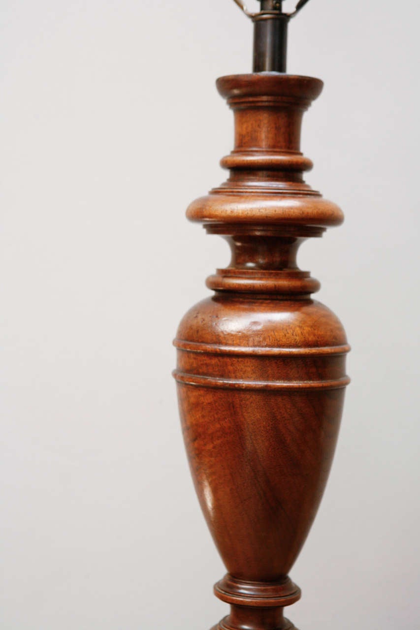 Late Victorian Mid-19th Century French Walnut Table Lamp