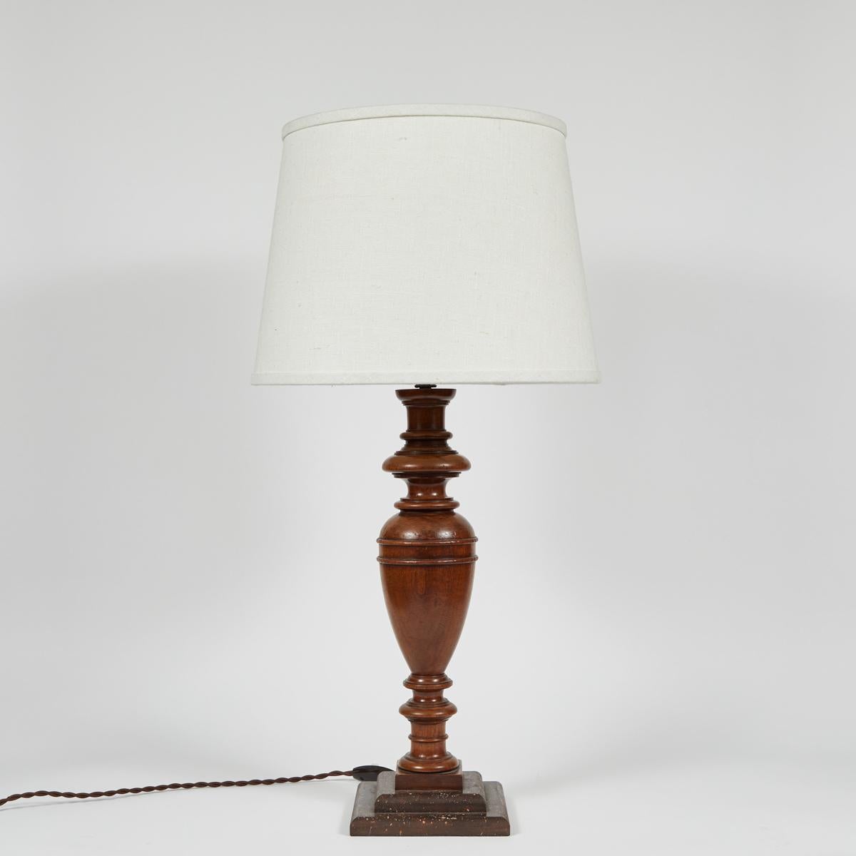 Mid-19th Century French Walnut Table Lamp 3
