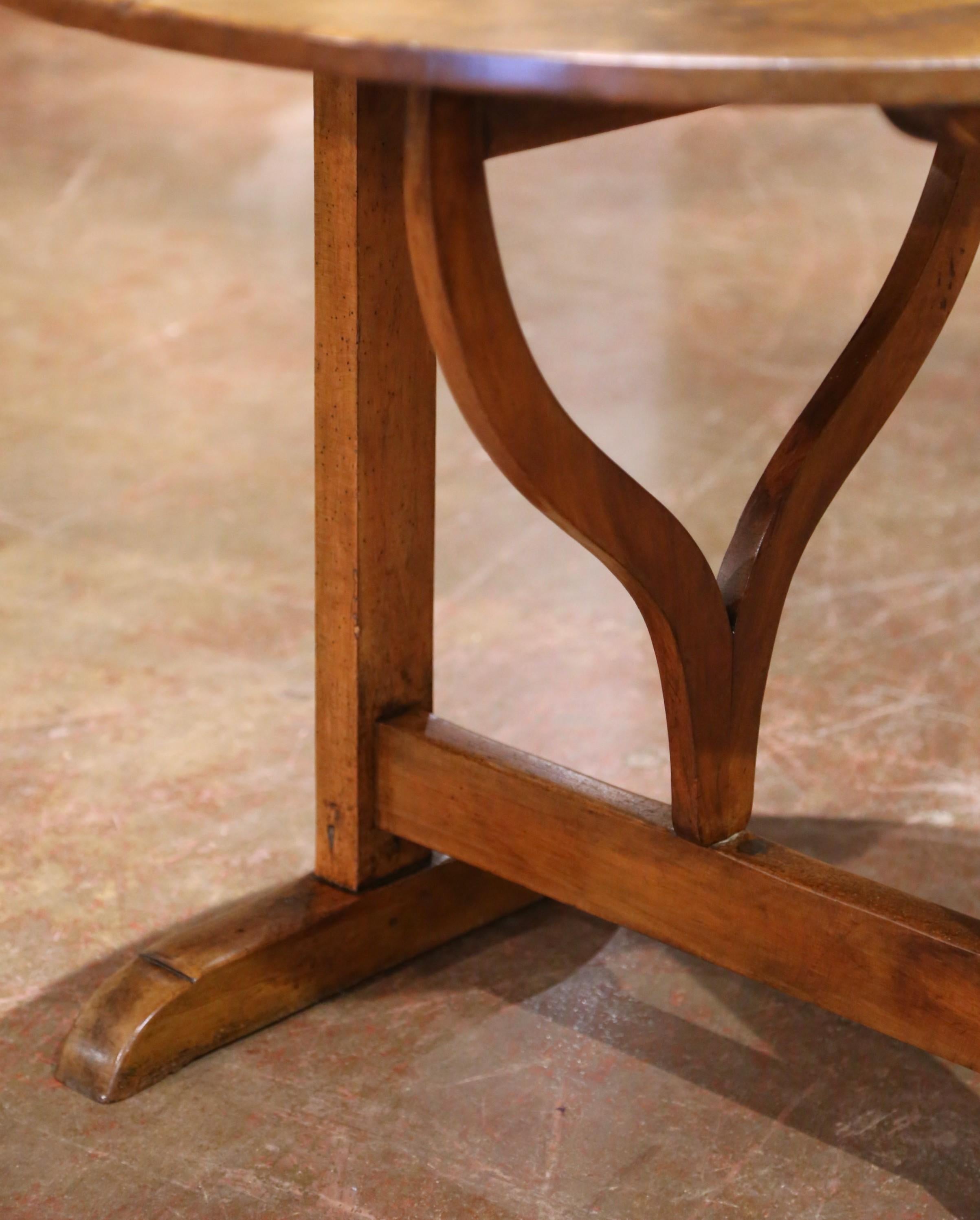 Mid-19th Century French Walnut Wine Tasting Table with Lyre-Form Stretcher In Excellent Condition For Sale In Dallas, TX