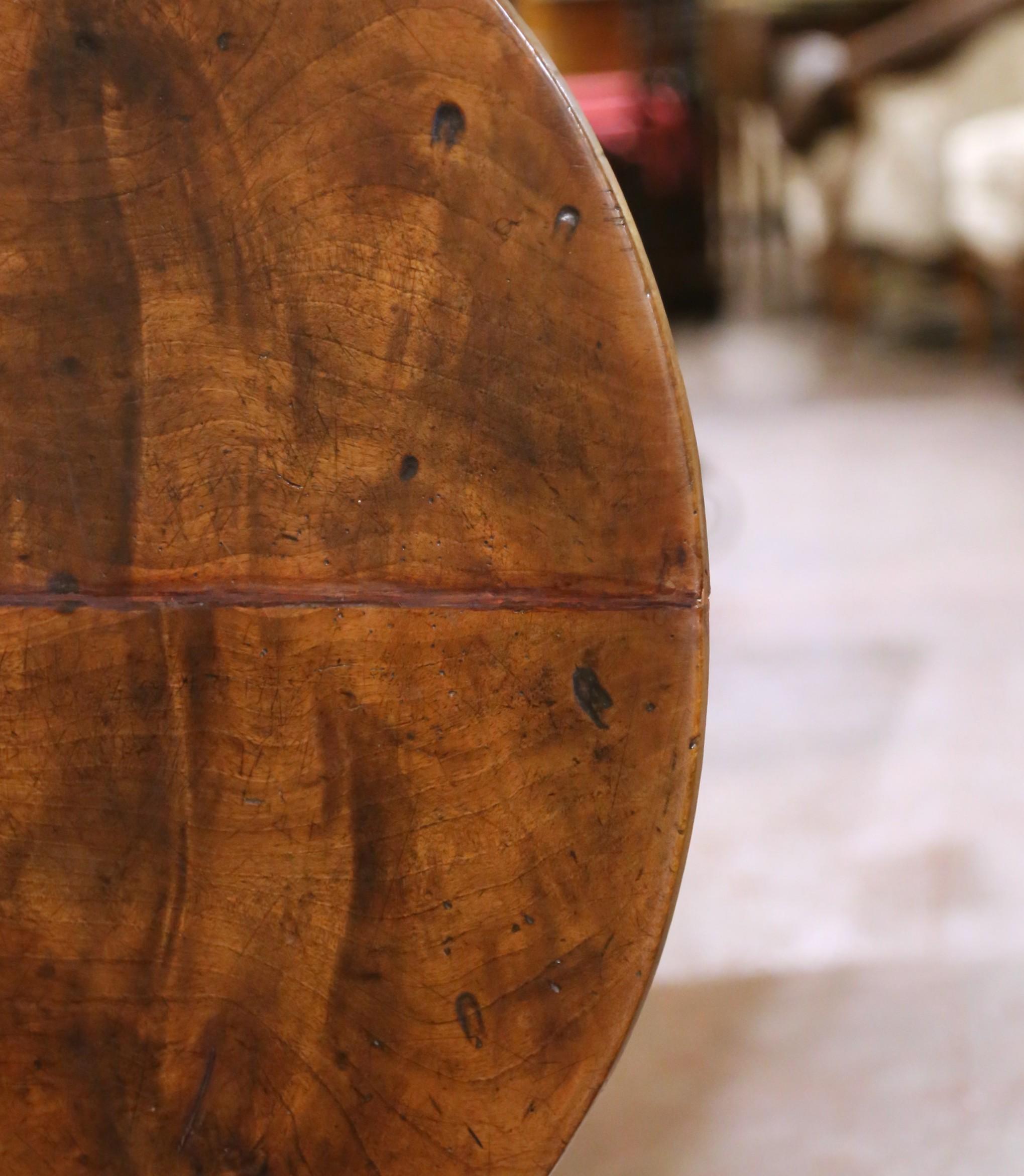 Mid-19th Century French Walnut Wine Tasting Table with Lyre-Form Stretcher For Sale 3