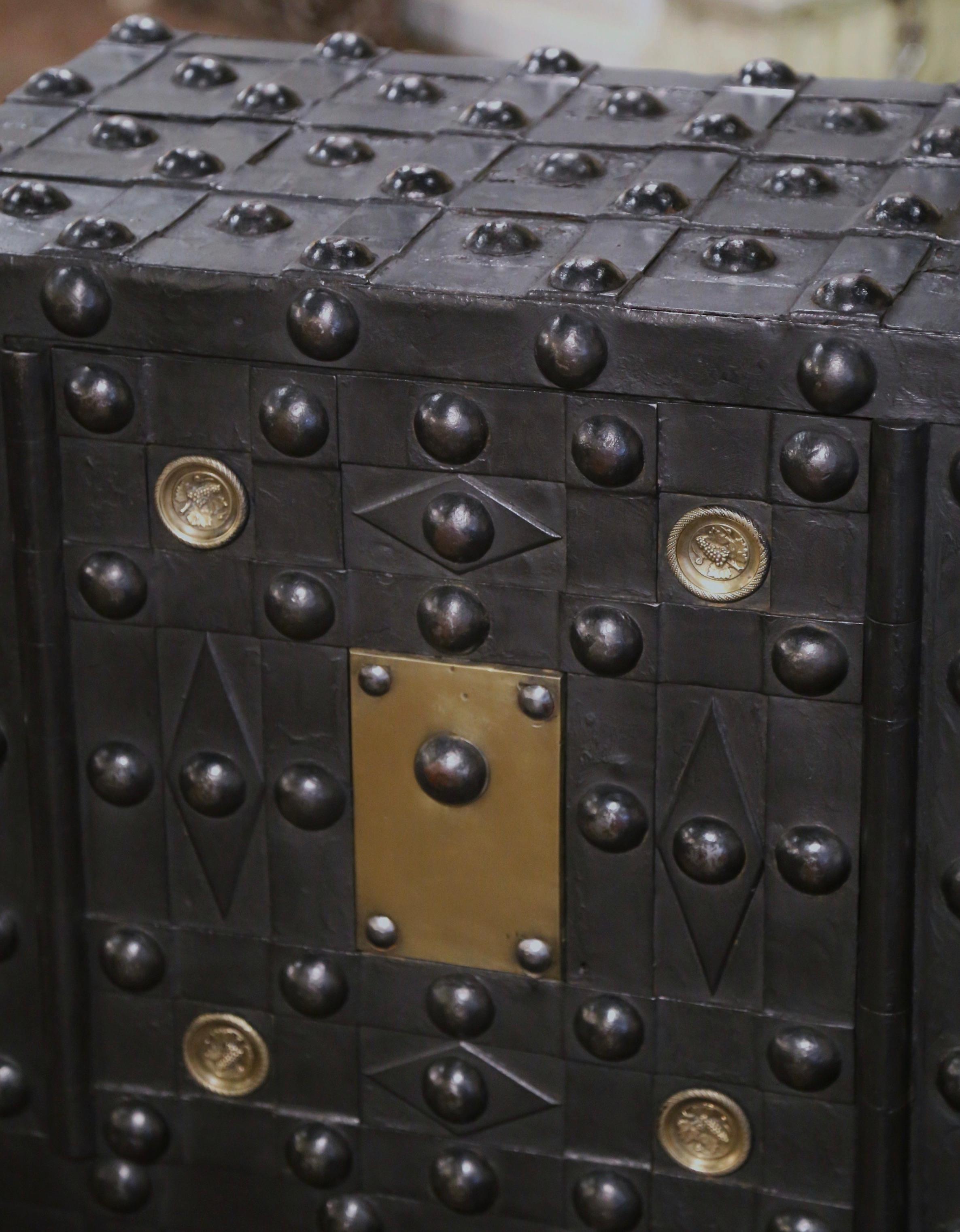 Mid-19th Century French Wrought Iron Hobnail Studded Safe by Magaud De Charf In Excellent Condition For Sale In Dallas, TX