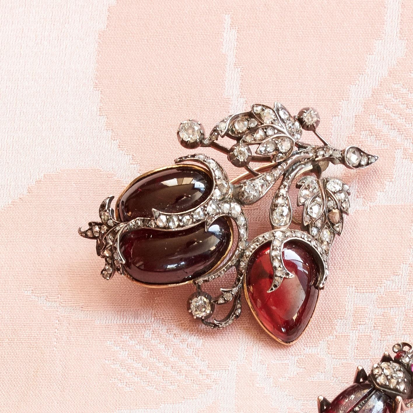 Old Mine Cut Mid 19th Century Red Cabochon Garnet White Old Cut Diamond Brooch Gold Silver For Sale