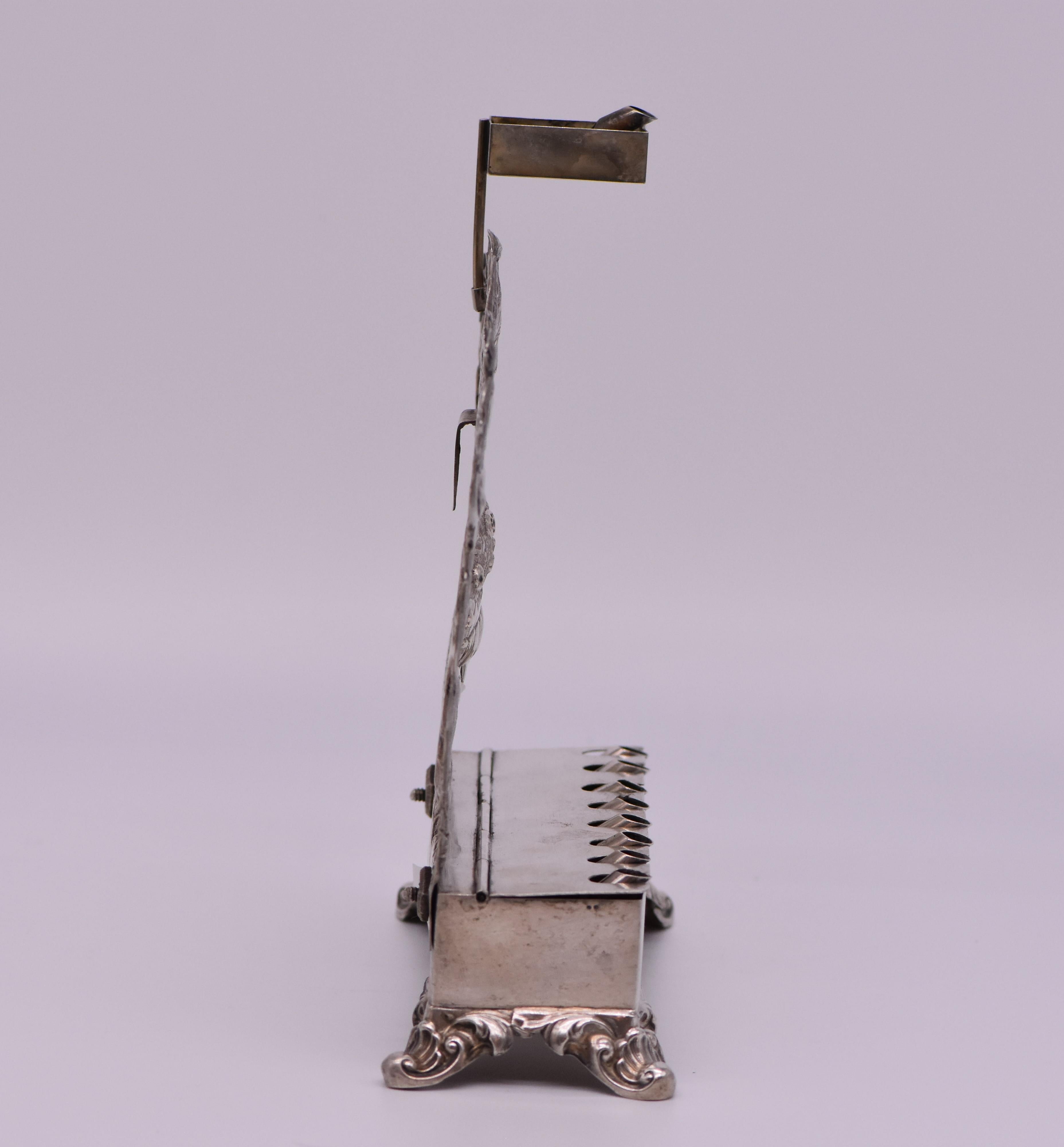 Mitte des 19. Jahrhunderts deutsche Chanukka-Lampe aus Silber im Angebot 1