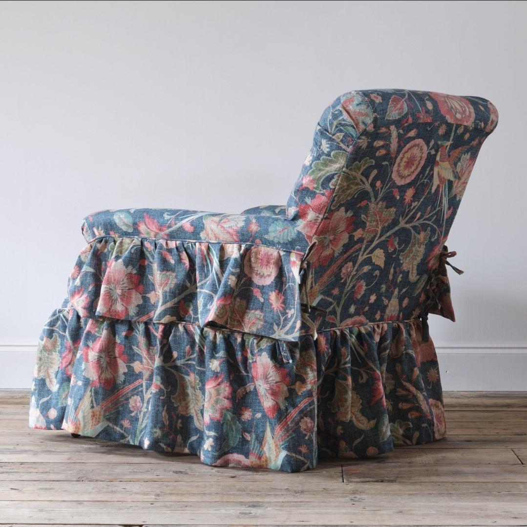 Fauteuil ouvert Gillows du milieu du 19e siècle en lin imprimé Colefax and fowler Excellent état - En vente à Batley, GB