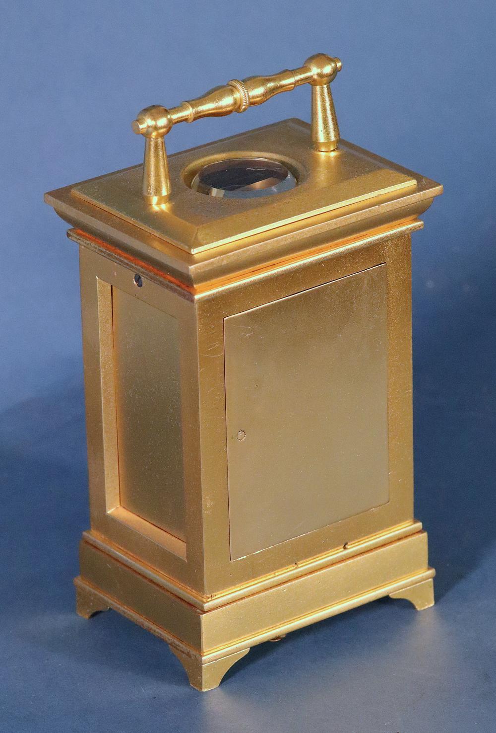 Mitte 19. Jahrhundert Vergoldete Bronze-Karrenuhr (Englisch) im Angebot