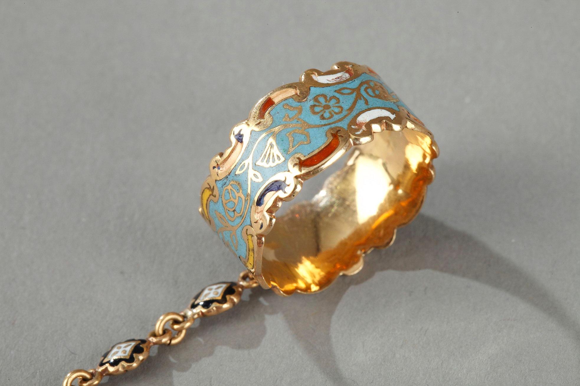 Mid-19th Century Gold Vinaigrette and Ring For Sale 5