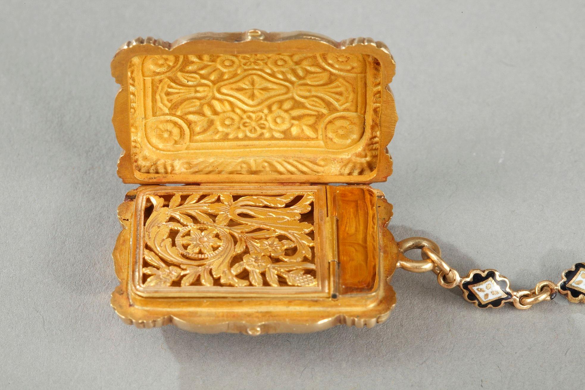 Mid-19th Century Gold Vinaigrette and Ring For Sale 4