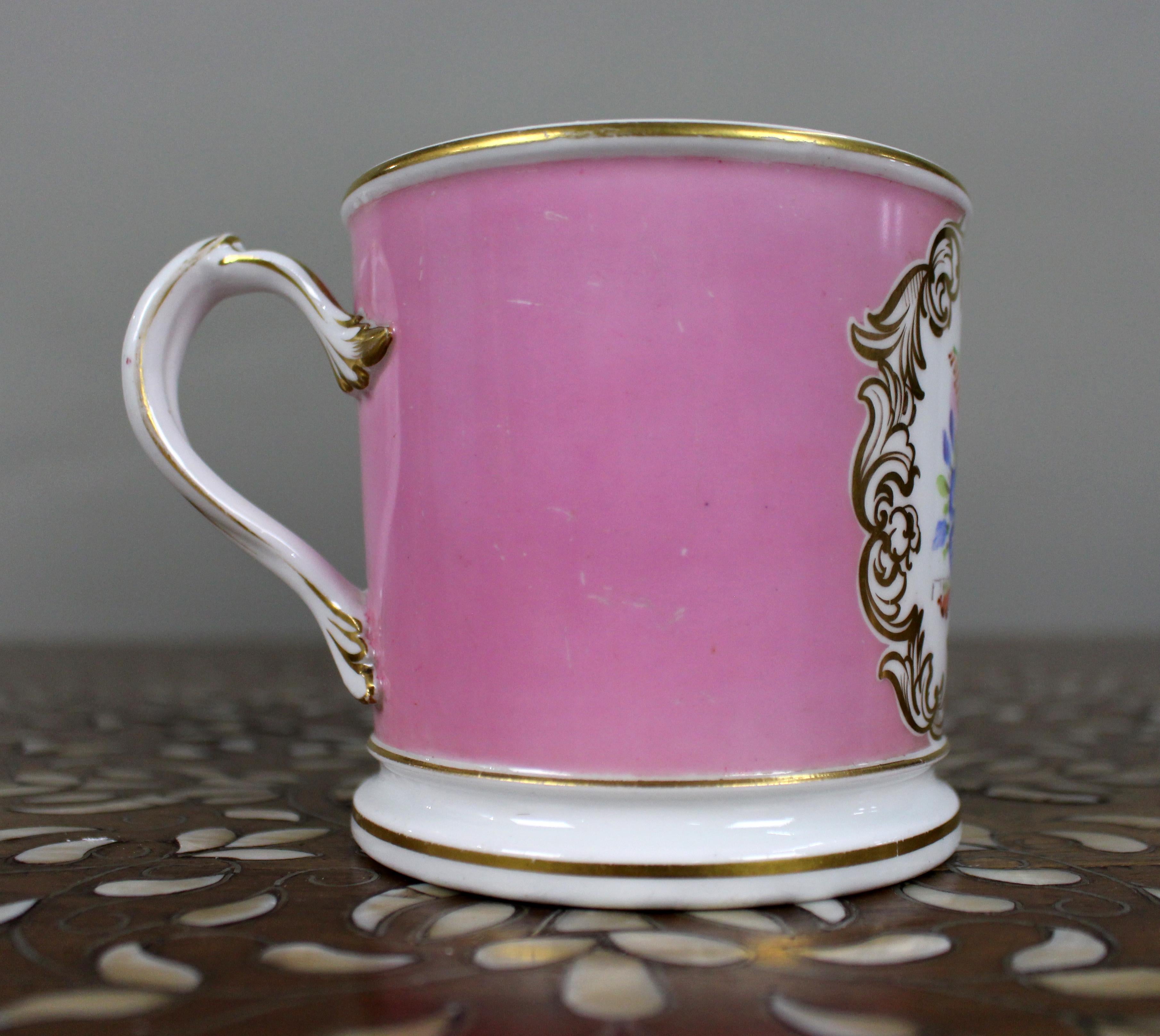 Mid-19th Century Grainger Worcester Porcelain Tankard – Rose Pompadour Ground For Sale 3