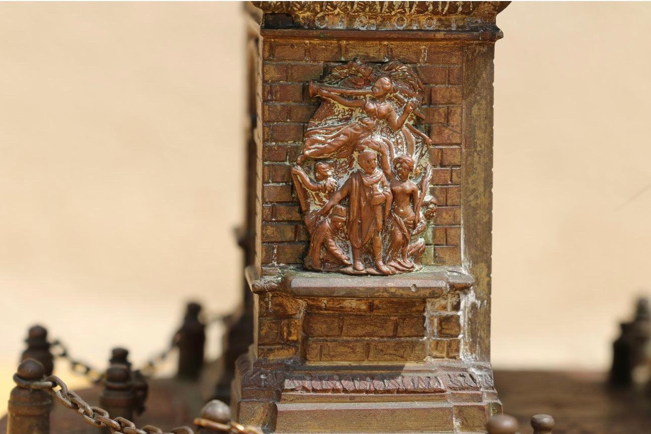 Mid-19th Century Grand Tour Bronze Statue of the Arc De Triomph For Sale 2