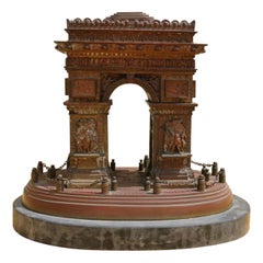 Statua in bronzo del Grand Tour della metà del XIX secolo raffigurante l'Arco di Trionfo