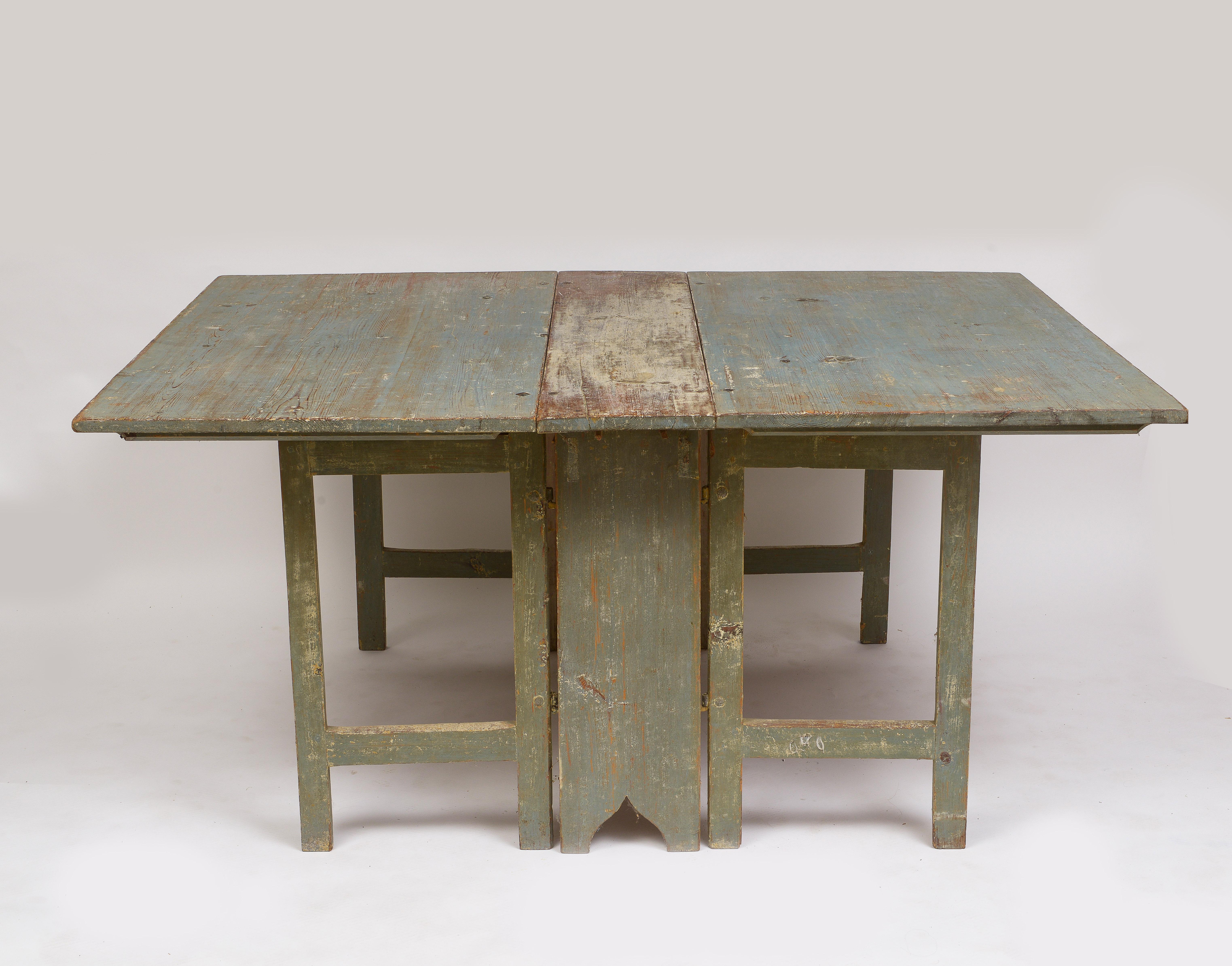 Gustavian Mid 19th Century Gray Painted Swedish Drop Leaf Dining Table For Sale