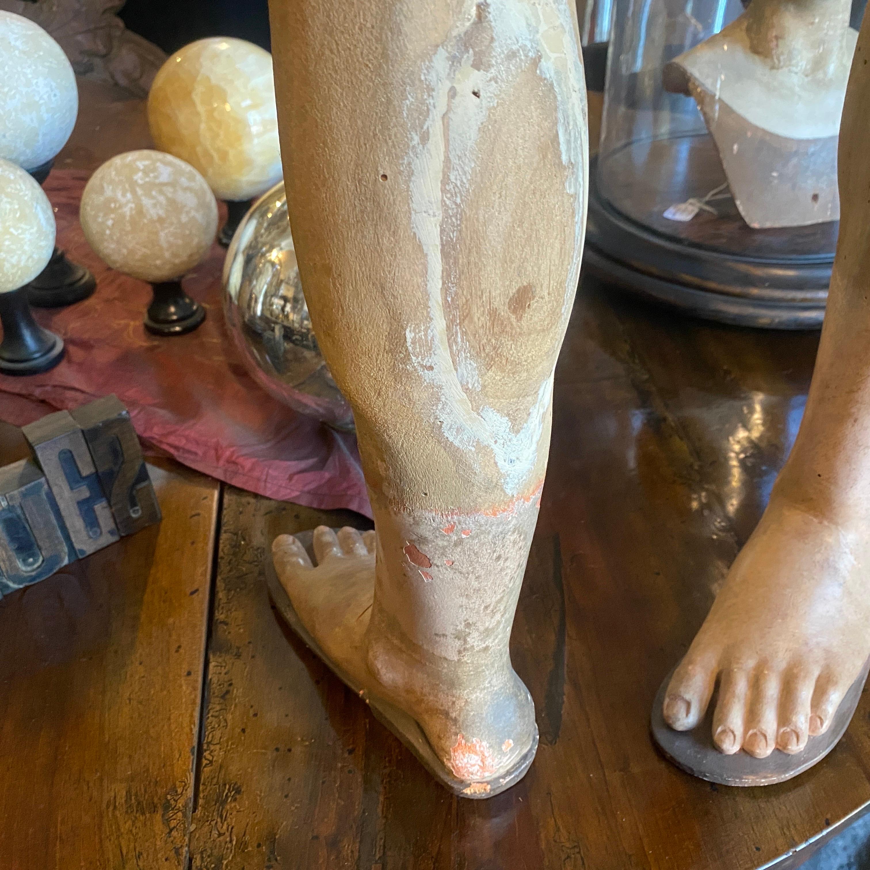 Mid-19th Century Hand-Carved and Lacquered Wood Italian Feet For Sale 2