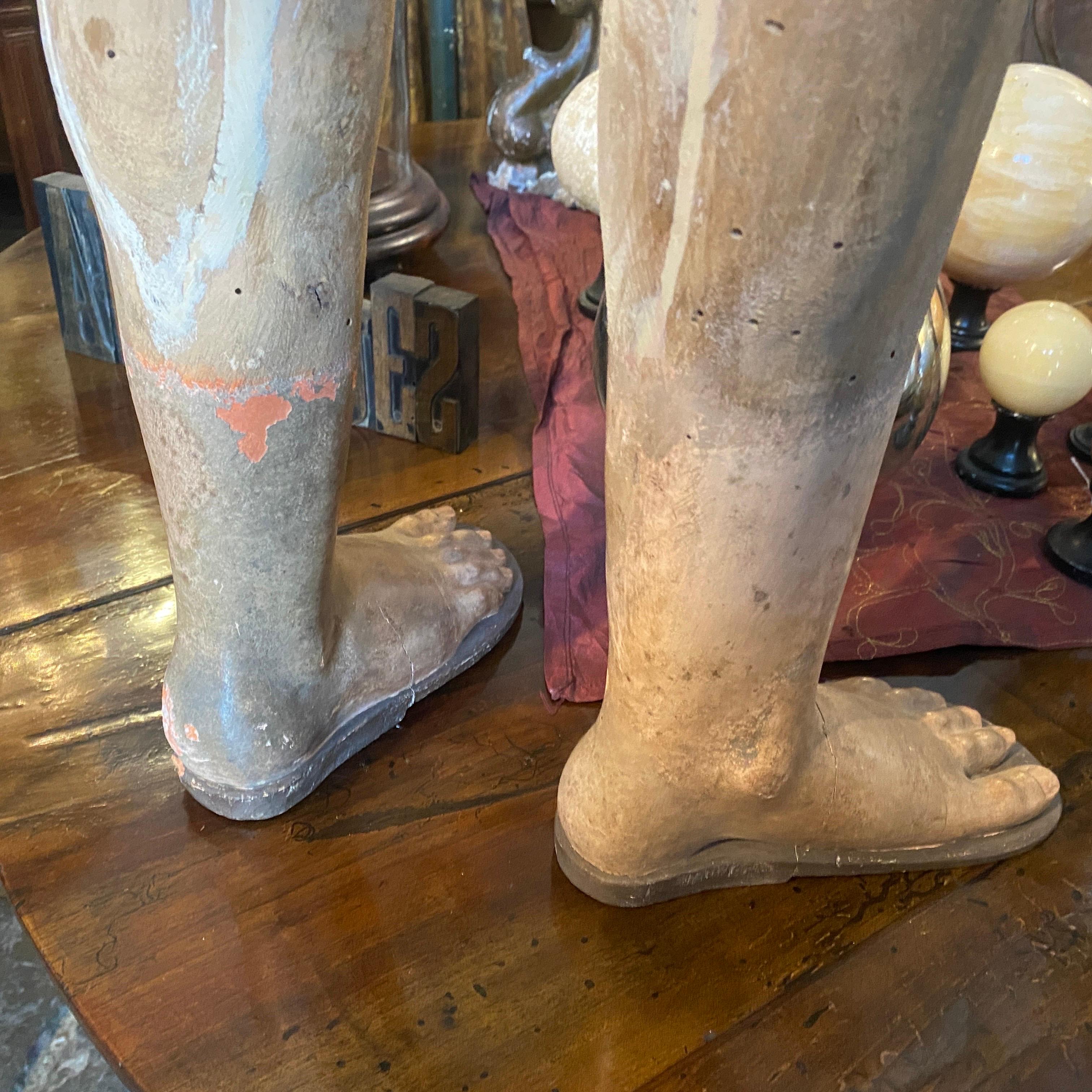 Mid-19th Century Hand-Carved and Lacquered Wood Italian Feet For Sale 4