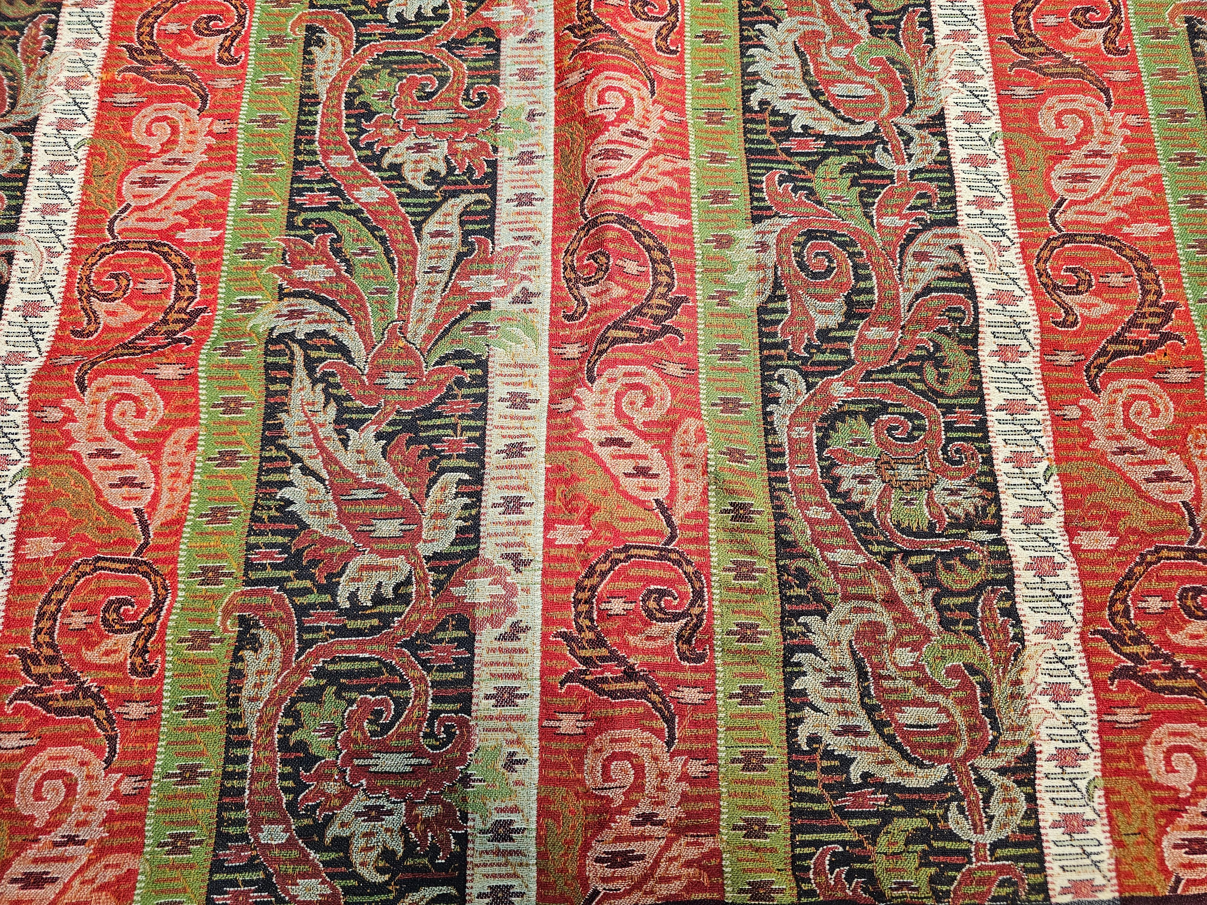 Wool 19th Century Hand-Woven Kashmiri Paisley Shawl in Brick Red, Ivory, Black, Green For Sale