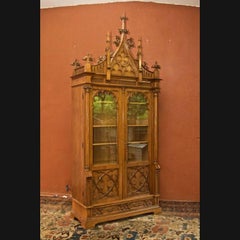 Mid-19th Century Historicism Style Neo-Gothic Oak Bookcase