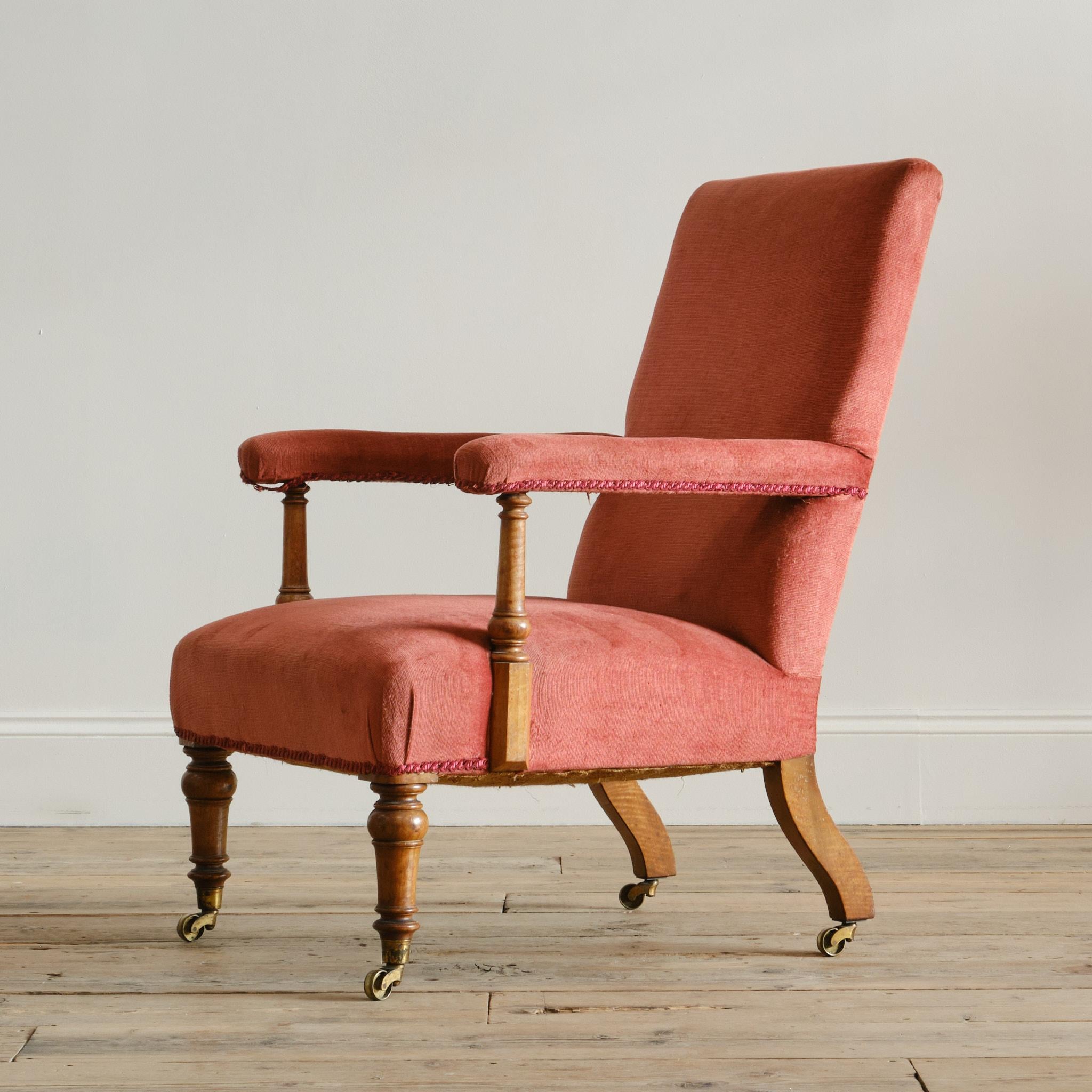 Fauteuil ouvert de style Howard, milieu du 19e siècle Bon état - En vente à Batley, GB