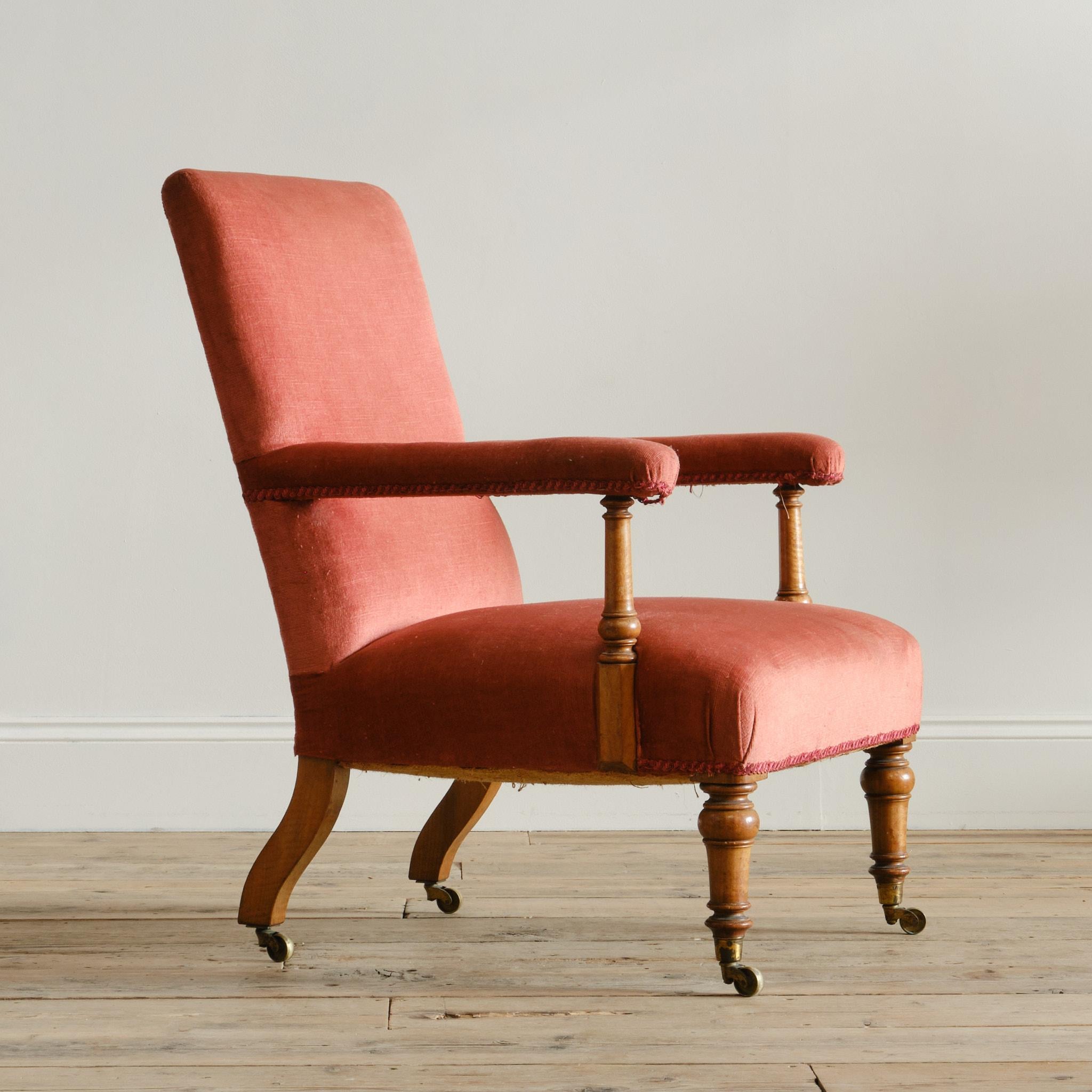 XIXe siècle Fauteuil ouvert de style Howard, milieu du 19e siècle en vente