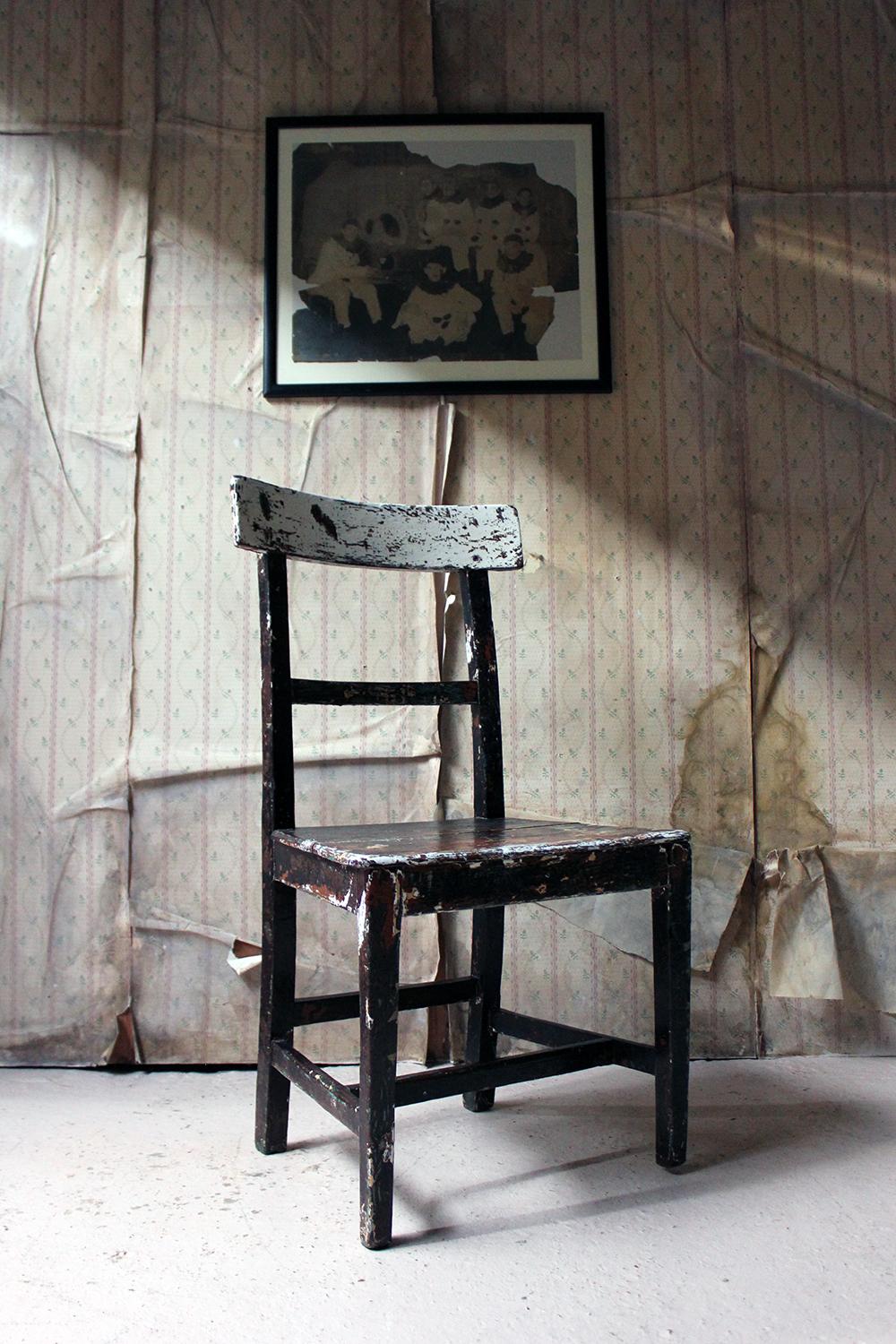 Mid-19th Century Irish Painted Carpenters Side Chair, circa 1840 9