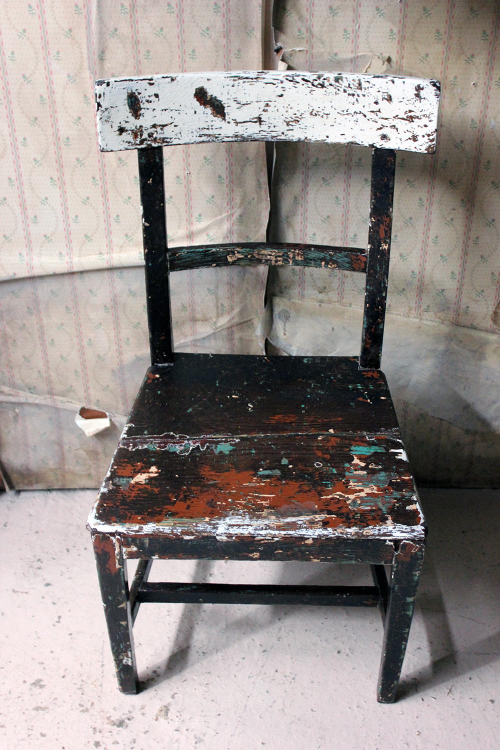Mid-19th Century Irish Painted Carpenters Side Chair, circa 1840 In Good Condition In Bedford, Bedfordshire