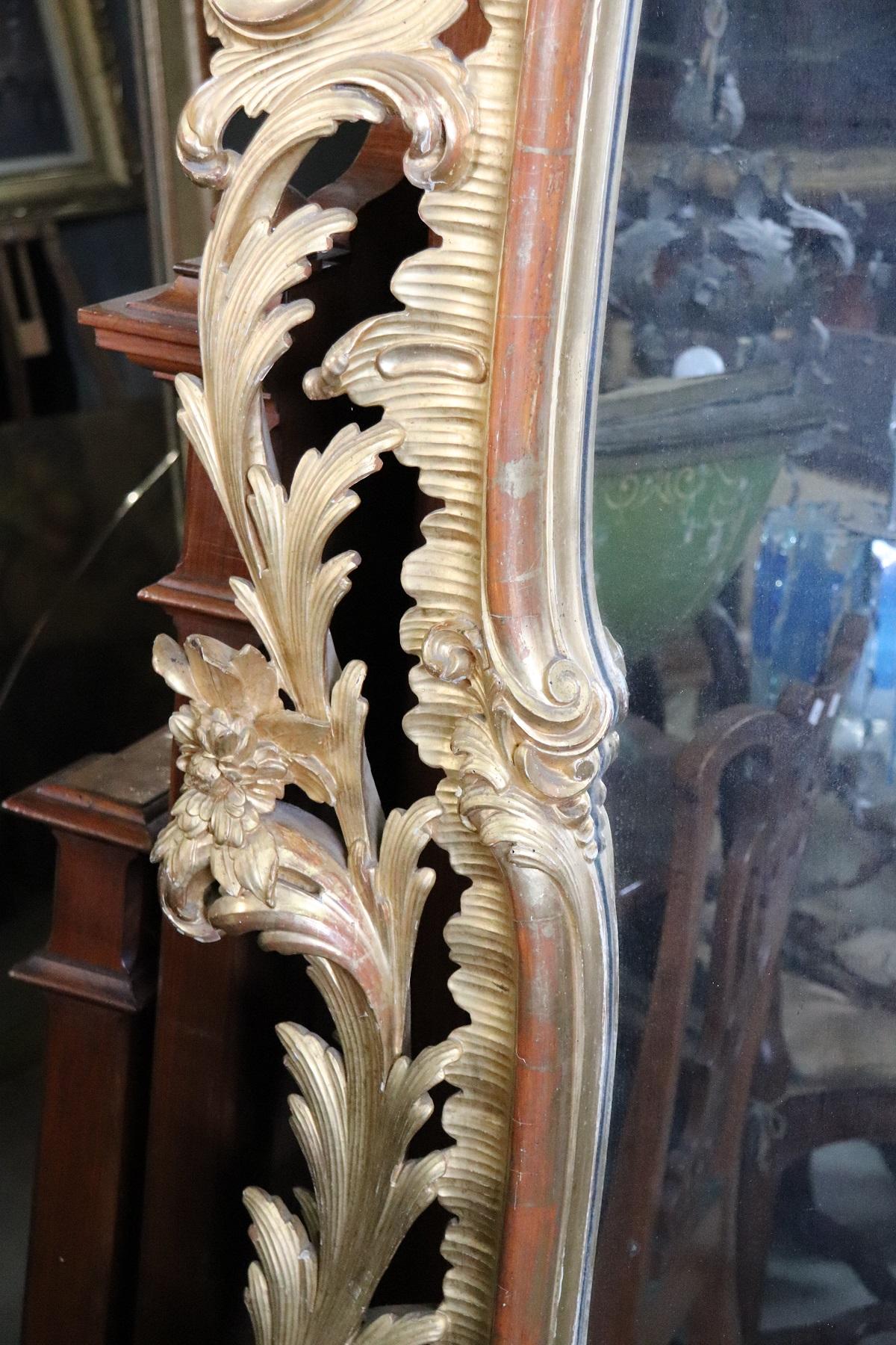 Hand-Carved Mid-19th Century Italian Baroque Style Carved and Gilded Wood Large Wall Mirror