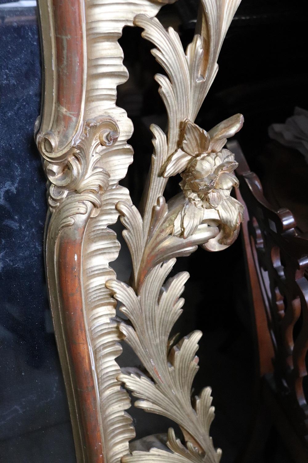 Mid-19th Century Italian Baroque Style Carved and Gilded Wood Large Wall Mirror 4