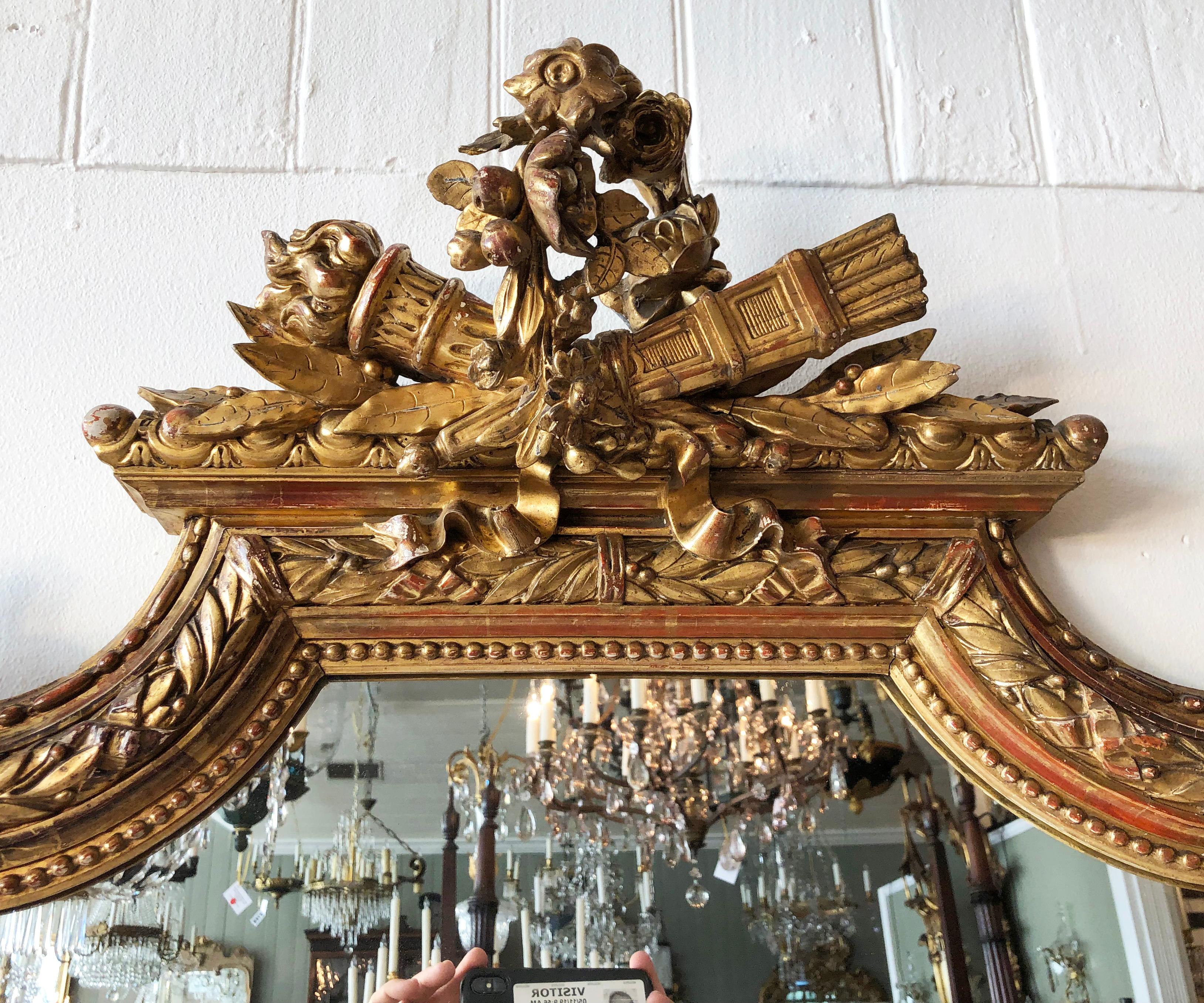 Mid-19th Century Italian Carved Giltwood Mirror In Good Condition For Sale In Charleston, SC