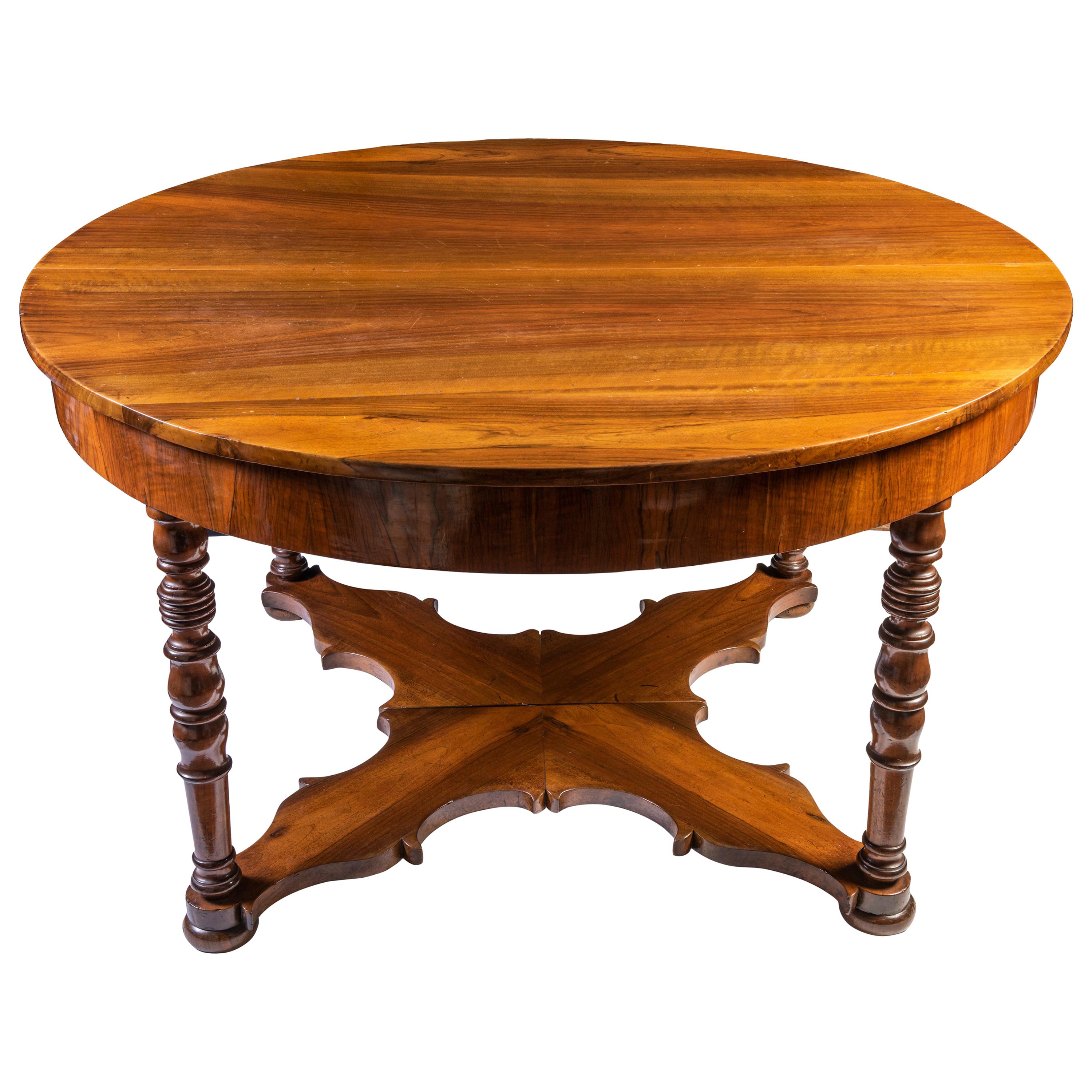 Mid-19th Century Italian Extending Oval Walnut Dining Table Louis Philippe