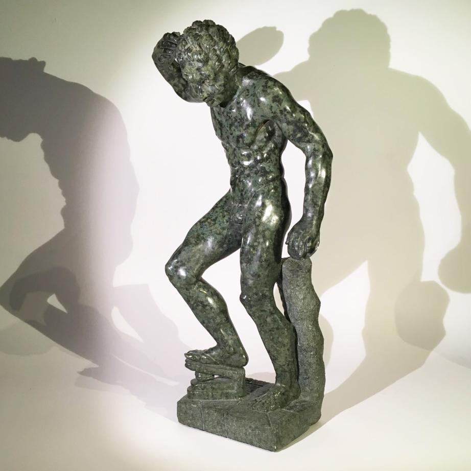 A charming late 18th century Italian sculpture in Marmo di Prato, a beautiful dark green marble.
This beautiful dancing satyr probably was a souvenir of the Grand Tour, a 17th and 18th century custom of a traditional trip of Europe undertaken by