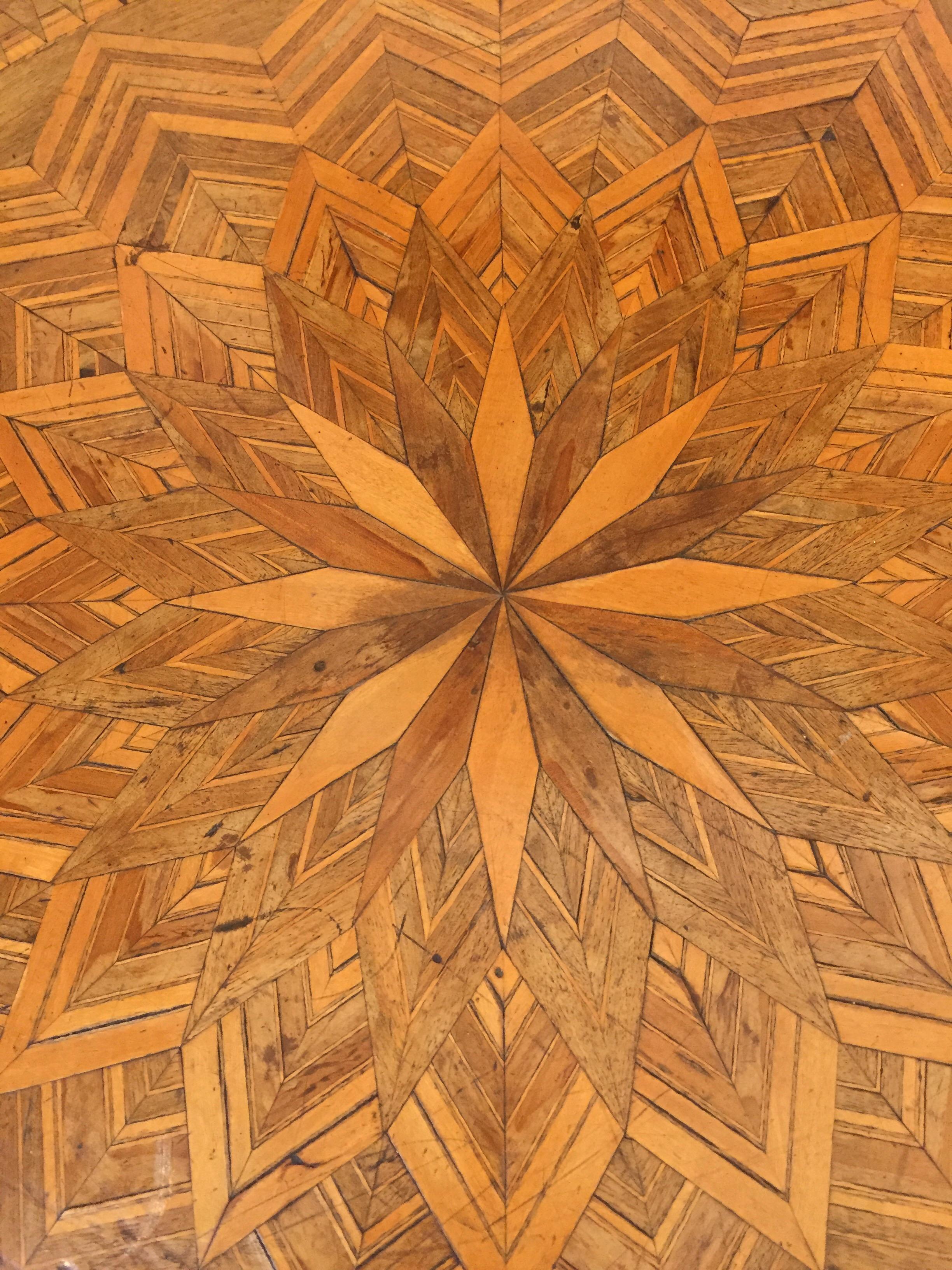 Mid-19th Century Italian Marquetry Circular Centre Table from Rolo 2