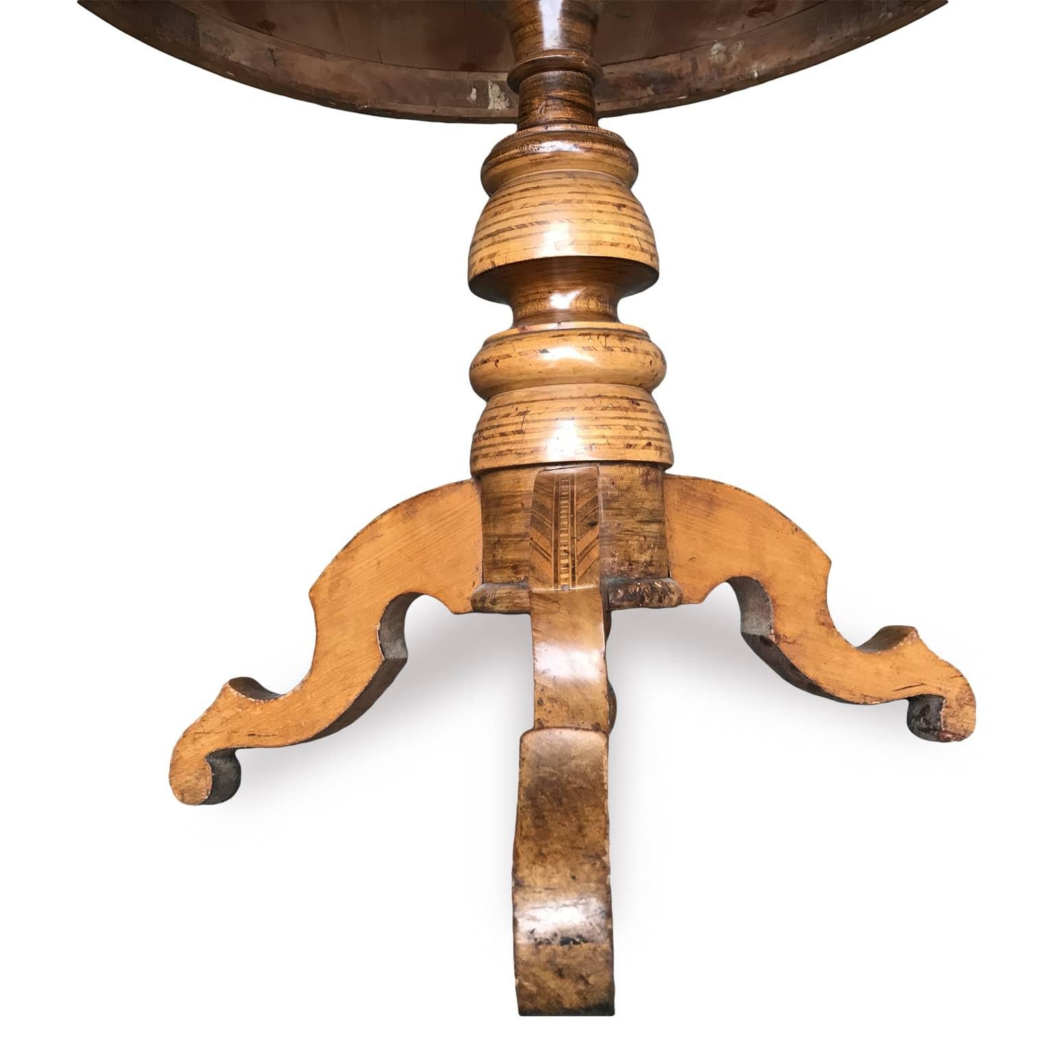 Mid-19th Century Italian Marquetry Circular Centre Table from Rolo 3