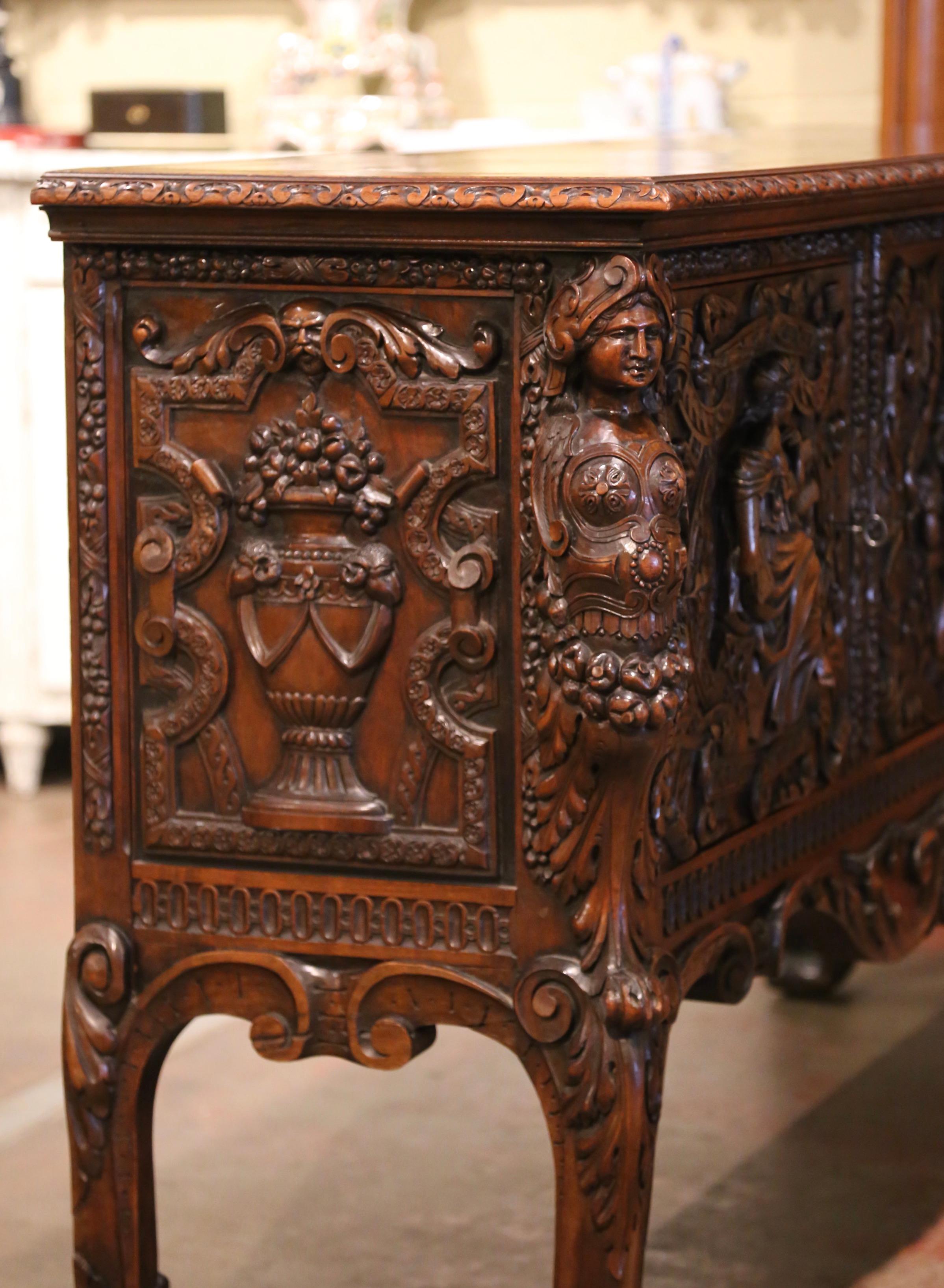 Mid-19th Century Italian Renaissance Hand Carved Walnut Credenza Cabinet For Sale 7